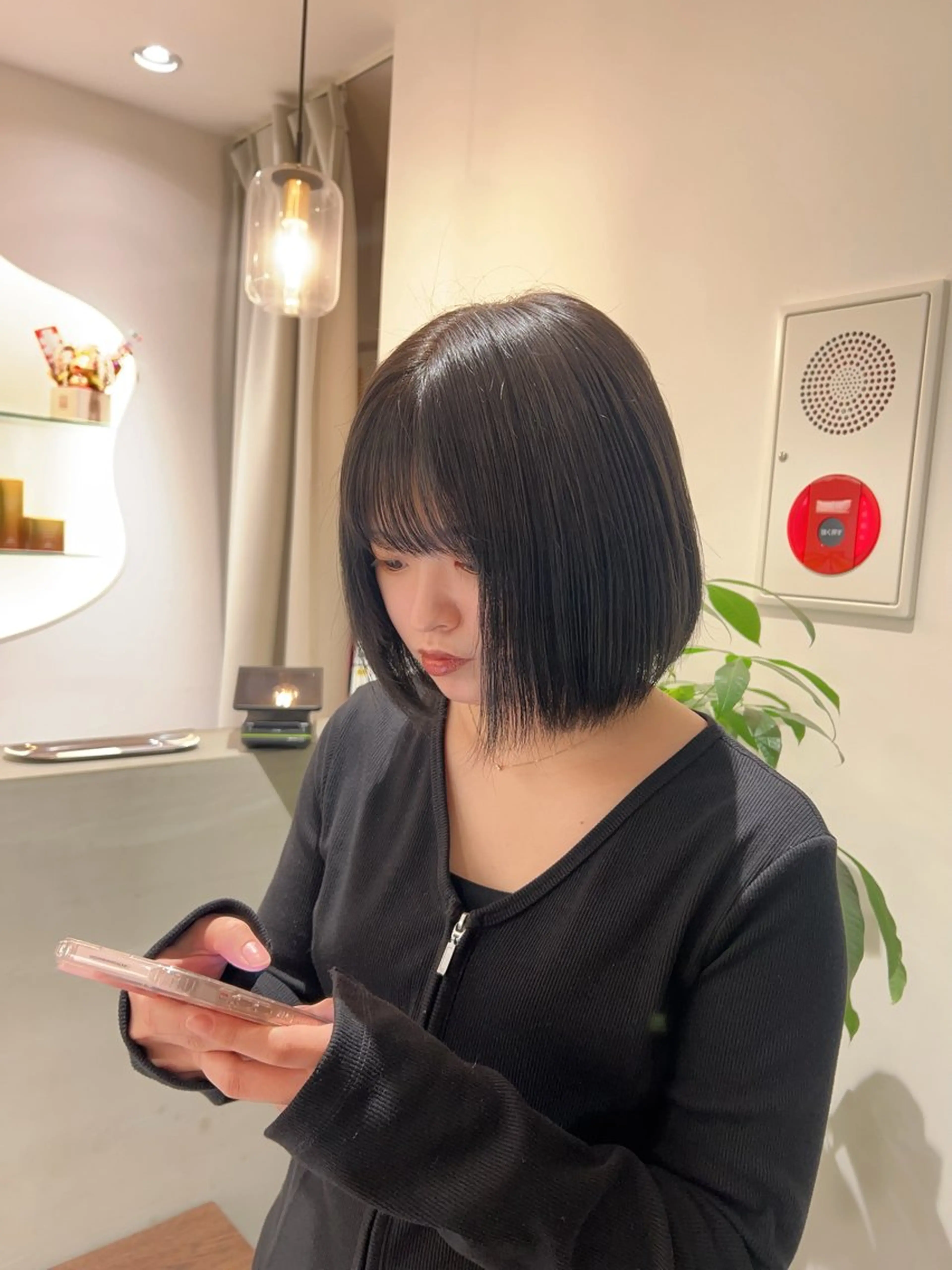 カラー グレージュ オリーブグレージュ オリーブグレー miha HARVEYのヘアスタイル