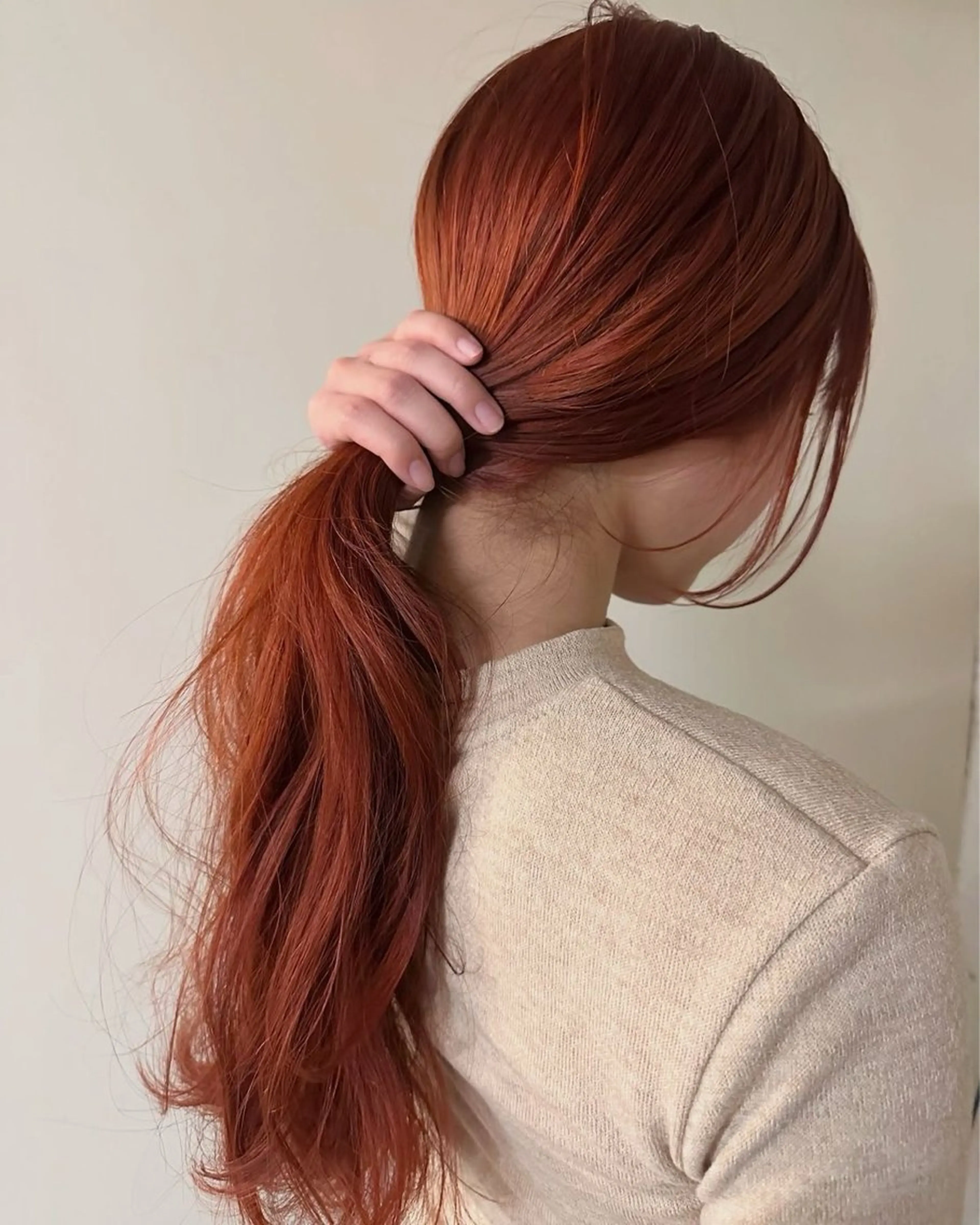 カラー 韓国アンニュイ/ アミのヘアスタイル