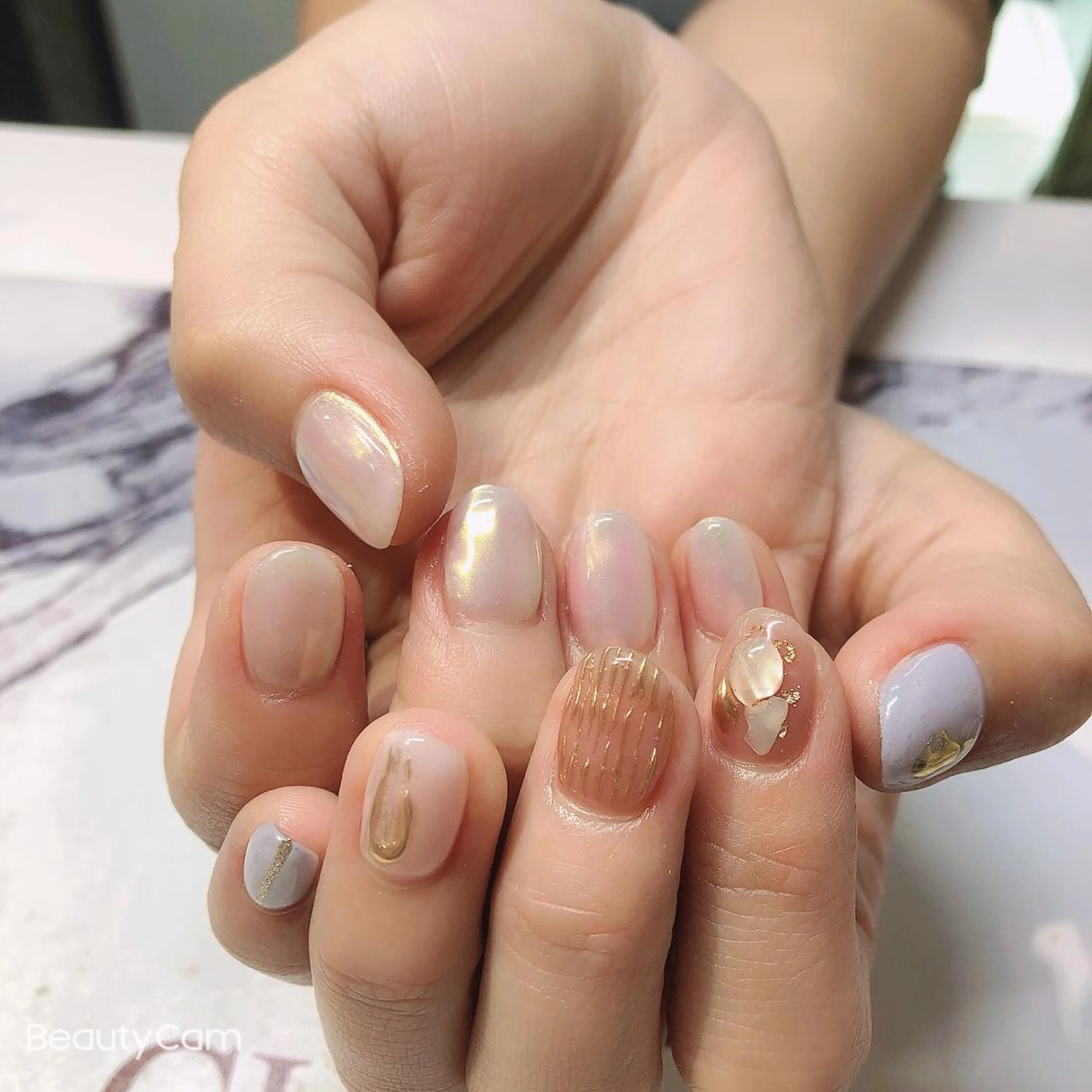 ネイル ガレンドウ 白澤 愛子のネイルデザイン