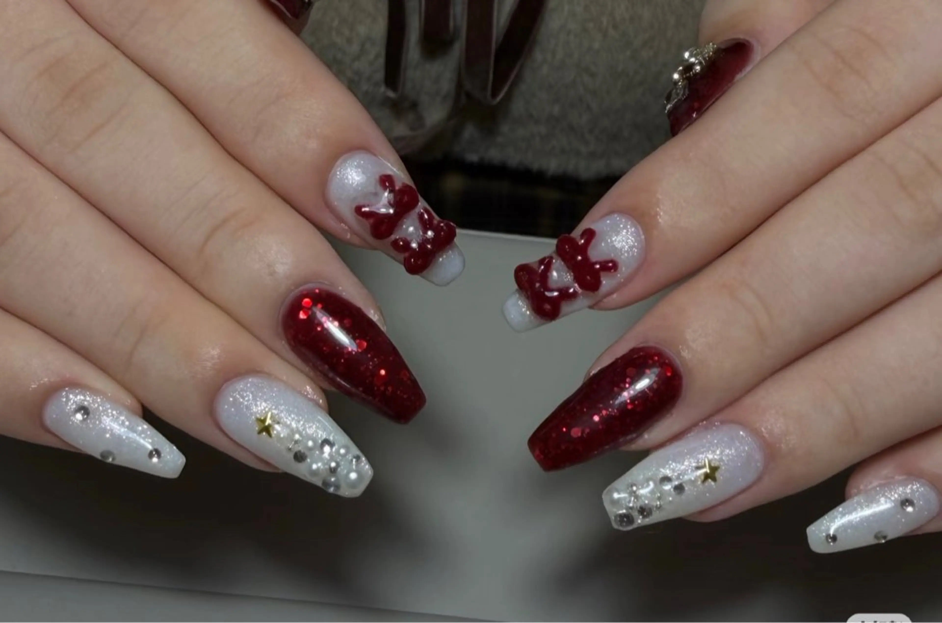 ネイル フレンチネイル ガーリー ガラスフレンチ 韓国ネイル ロングネイル Venus nail チップ長さだし専門店のネイルデザイン