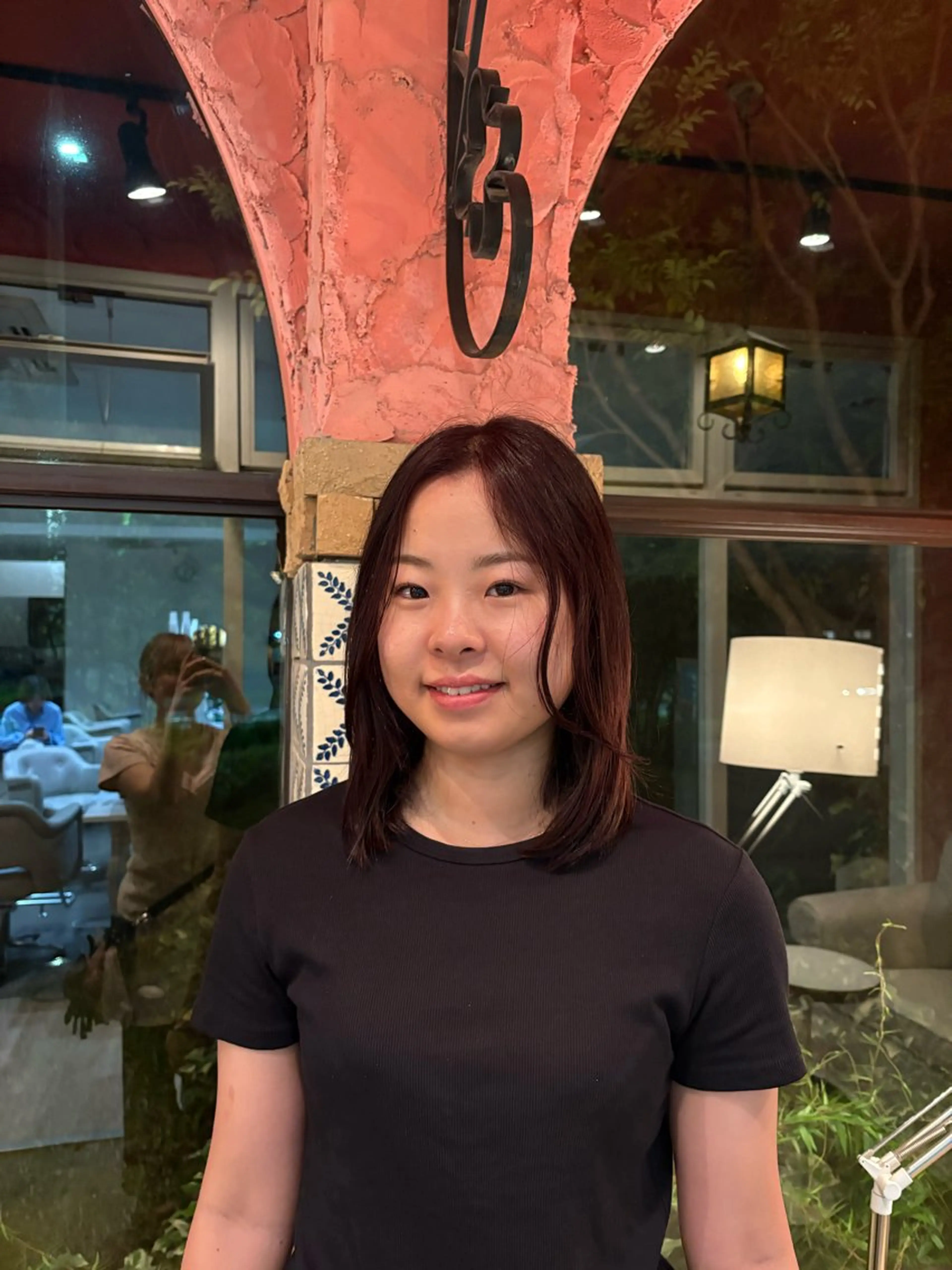 ミディアム ヘアカラー 佐藤 文音のヘアスタイル