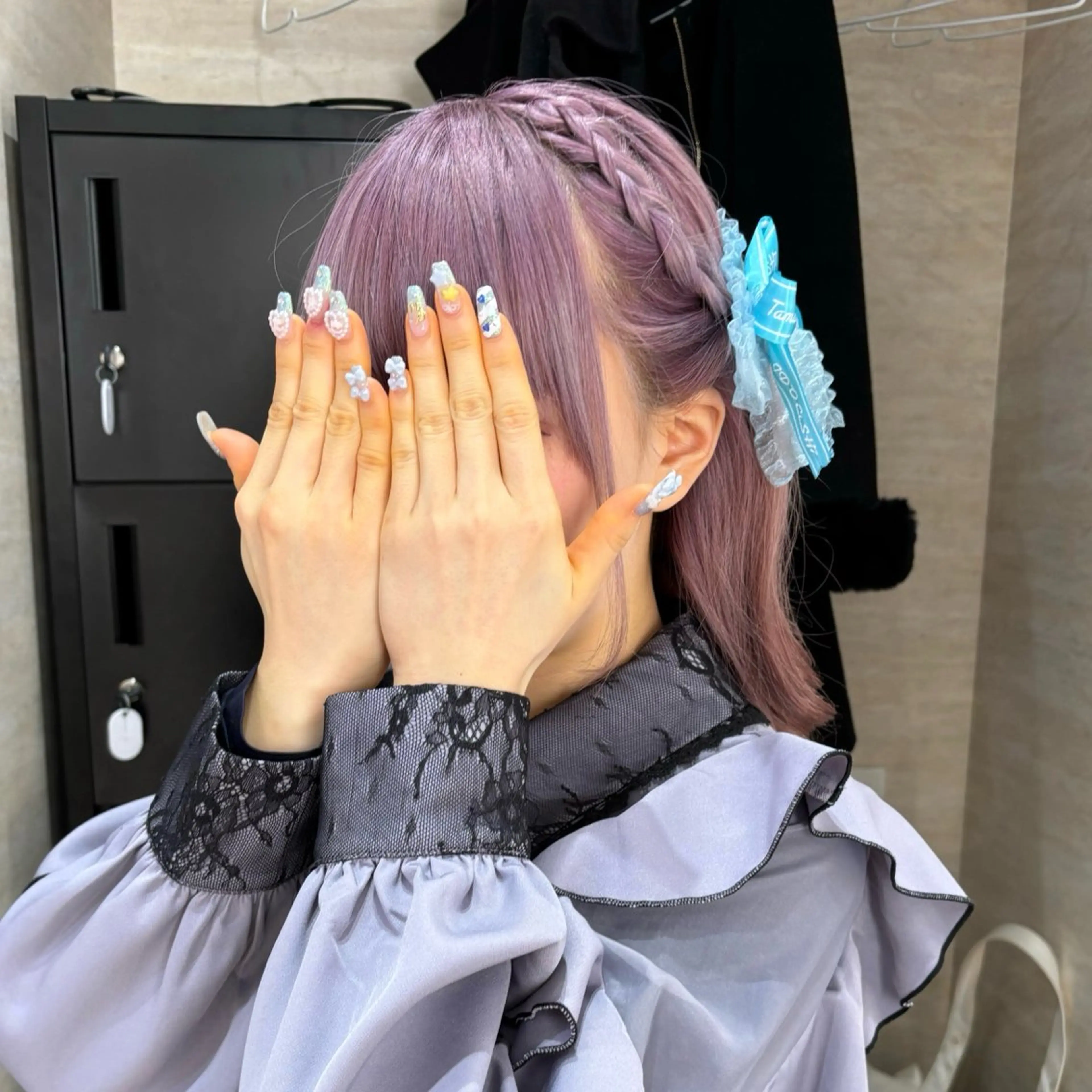 ヘアアレンジ 🐈‍⬛momo🐾 ダブルカラーのヘアスタイル