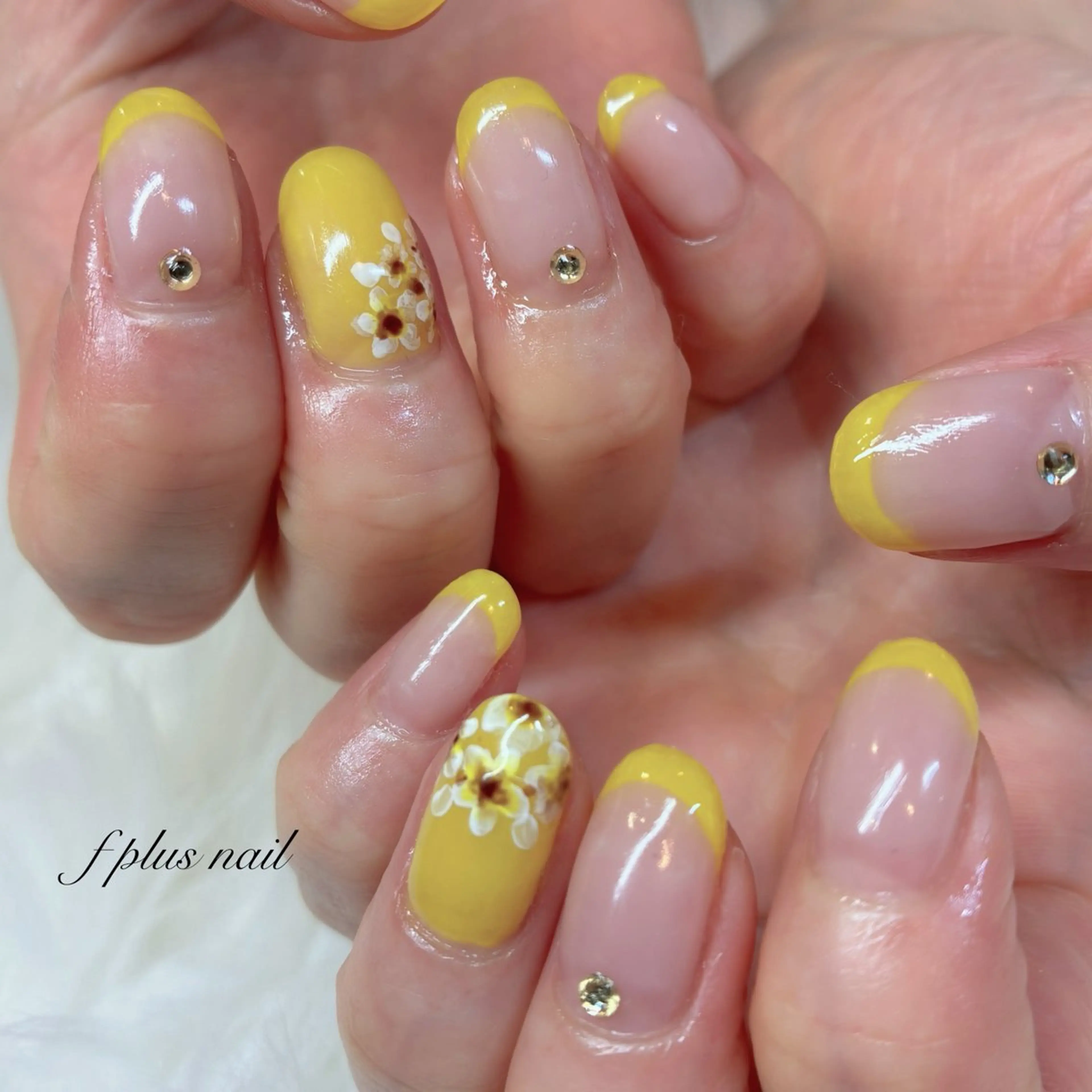 ネイル フラワーネイル 春ネイル ハンドネイル kanako nail🌷のネイルデザイン
