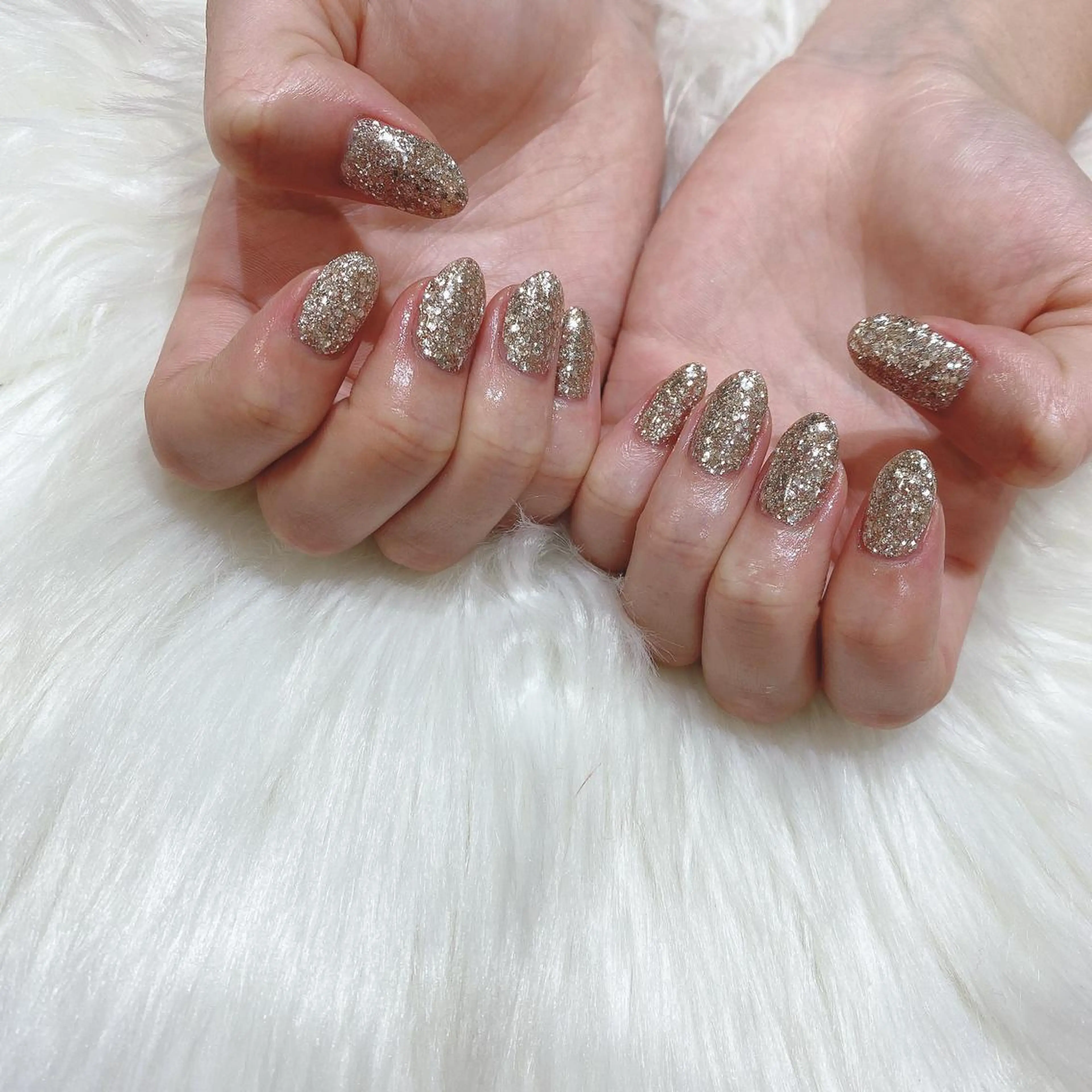 ネイル ハンドネイル 西岡 杏のネイルデザイン