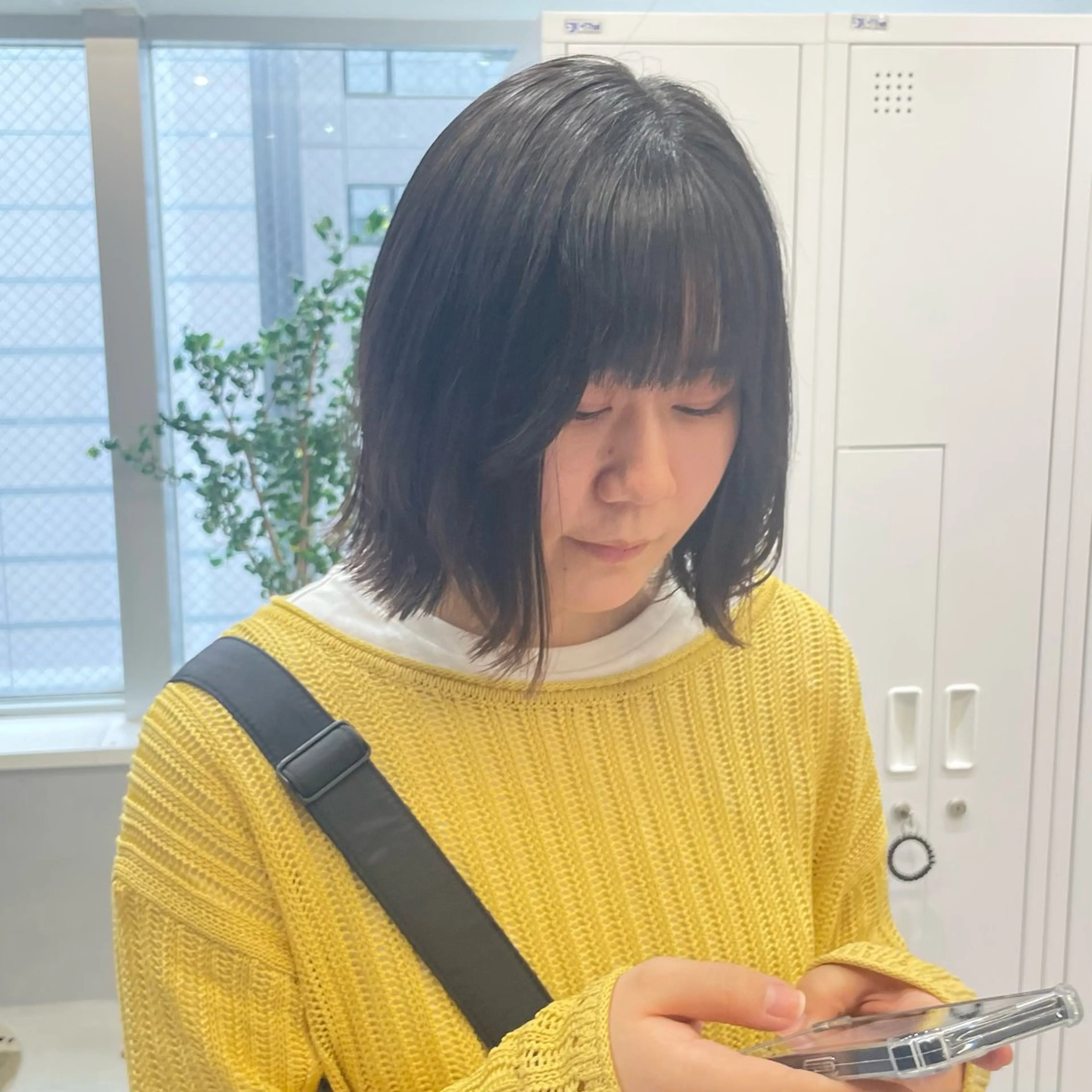 ミディアム ボブ くびれヘア カット Rui/透明感カラー 暖色/レイヤーカットのヘアスタイル