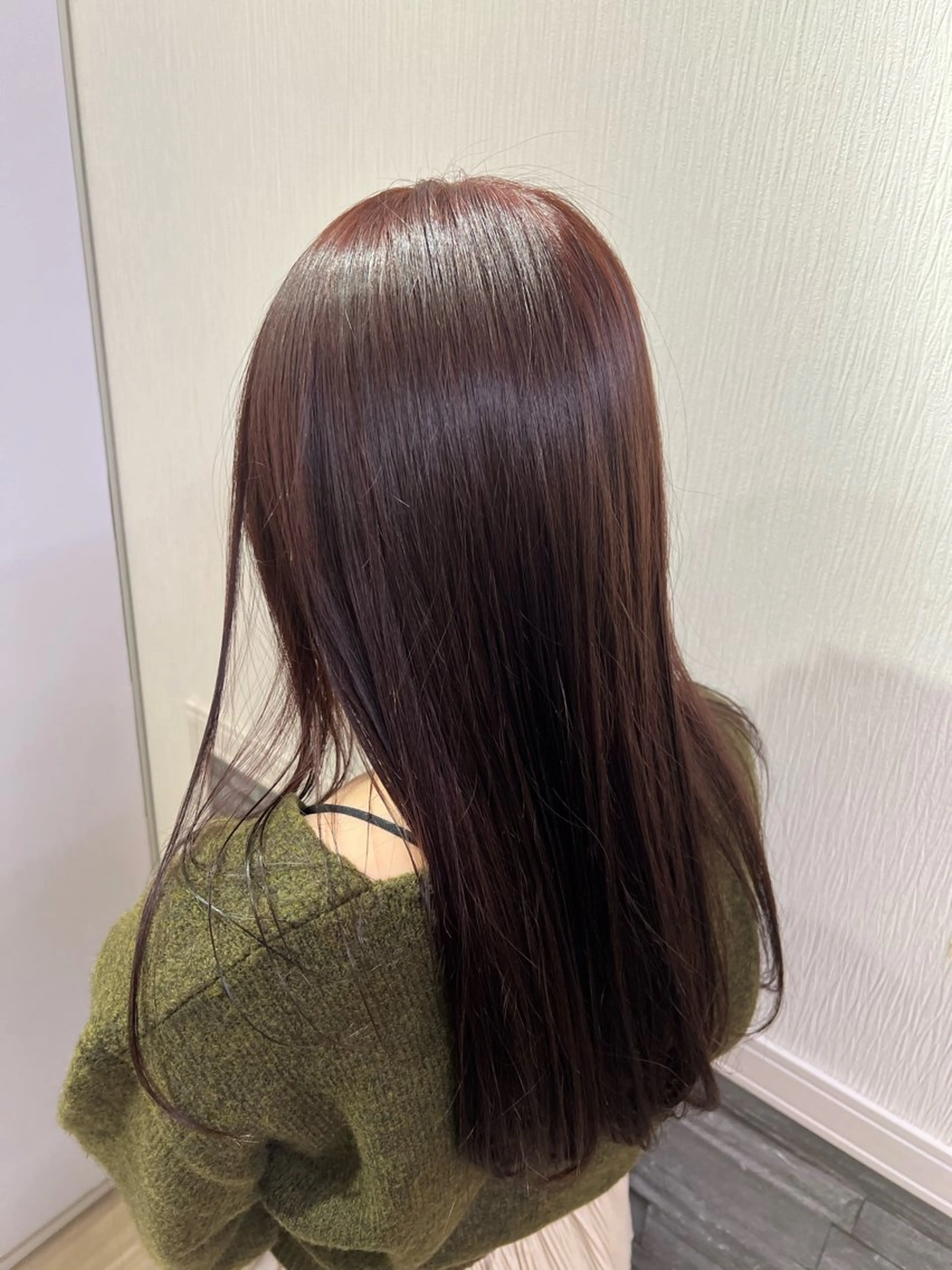 カラー 透明感カラー レッドカラー 仲川 礼のヘアスタイル