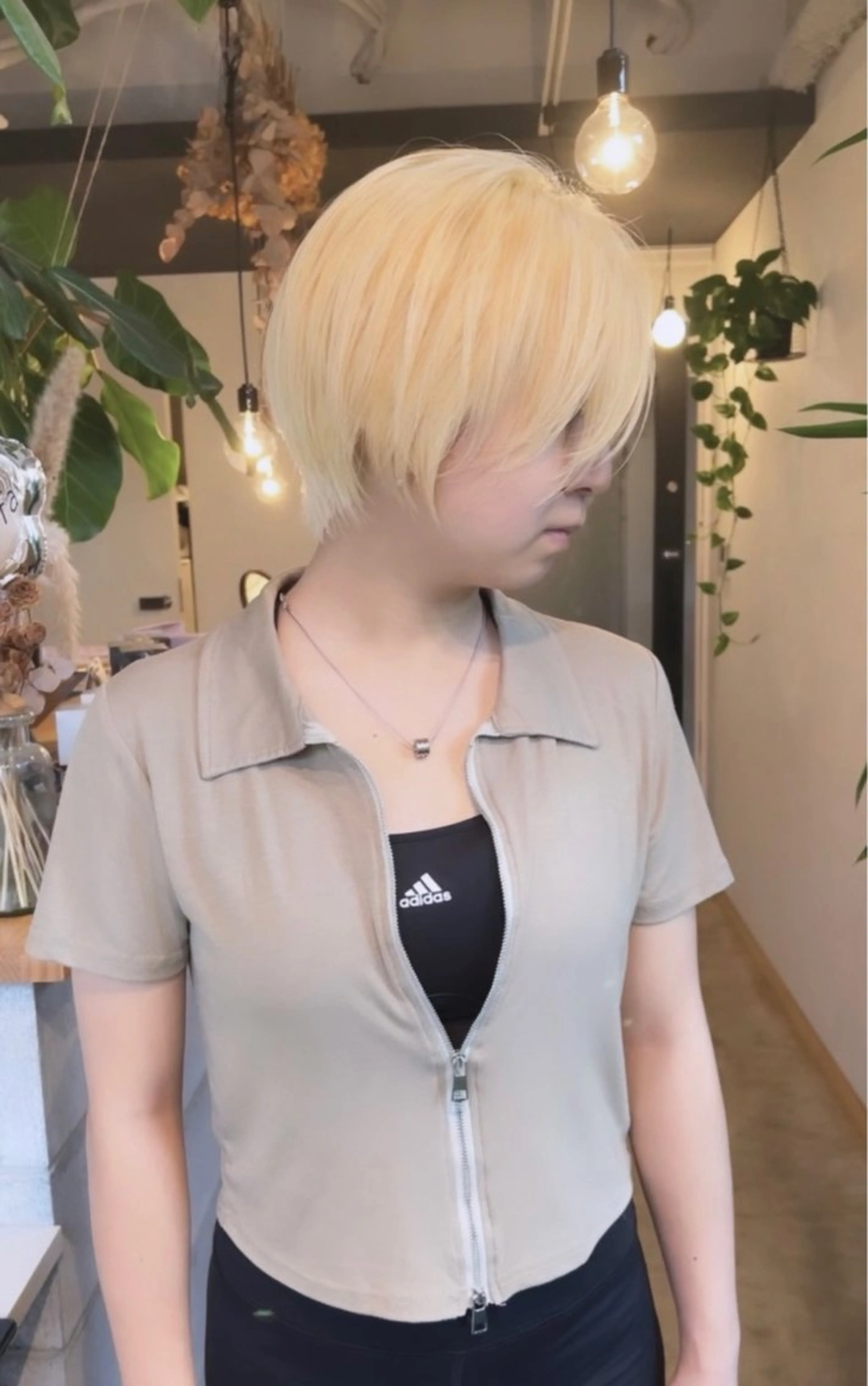 ショート カット ヘアカラー トリートメント ノサカ ミワコのヘアスタイル