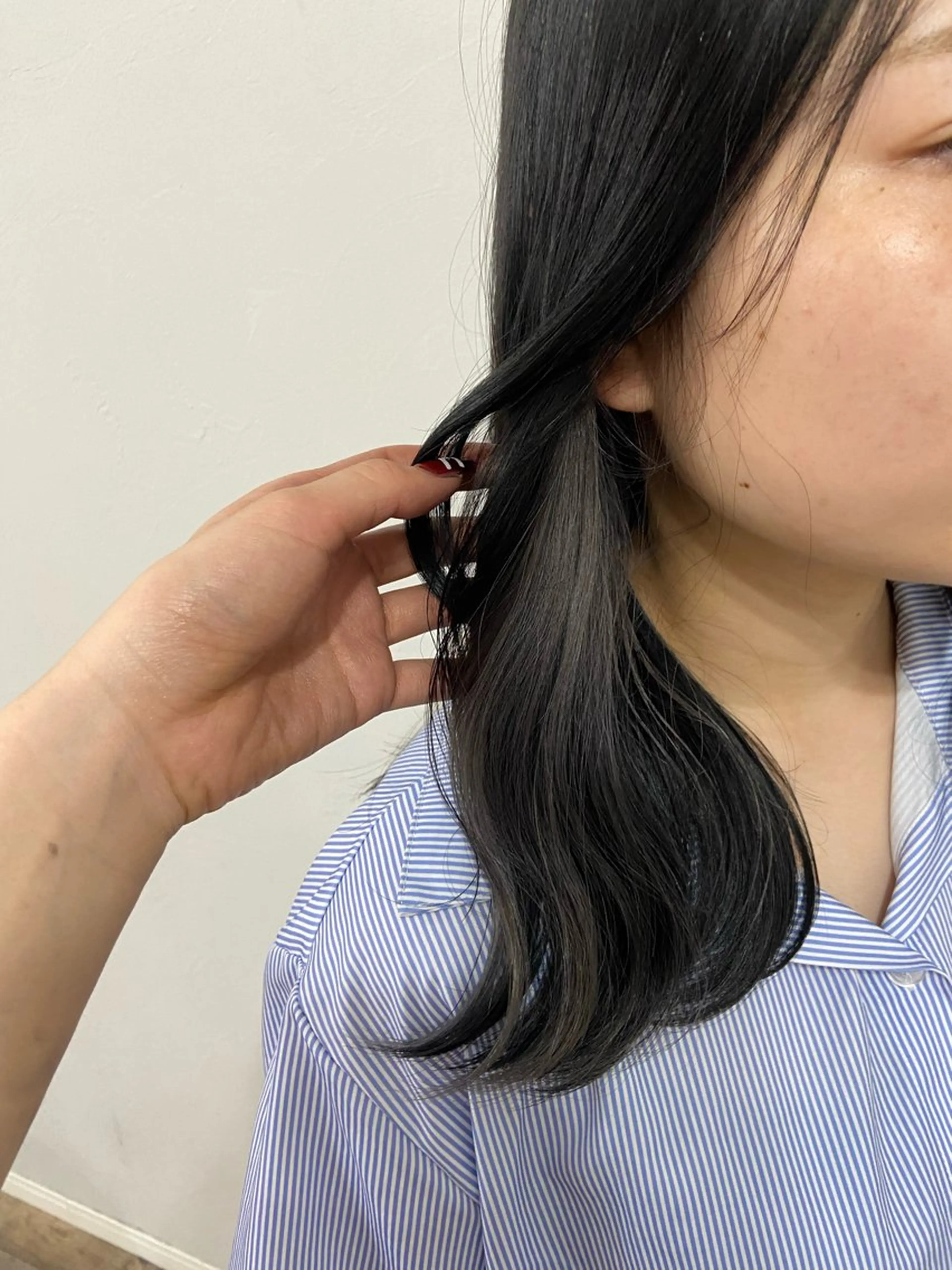 カラー 🍎韓国カラー licoris寛菜のヘアスタイル