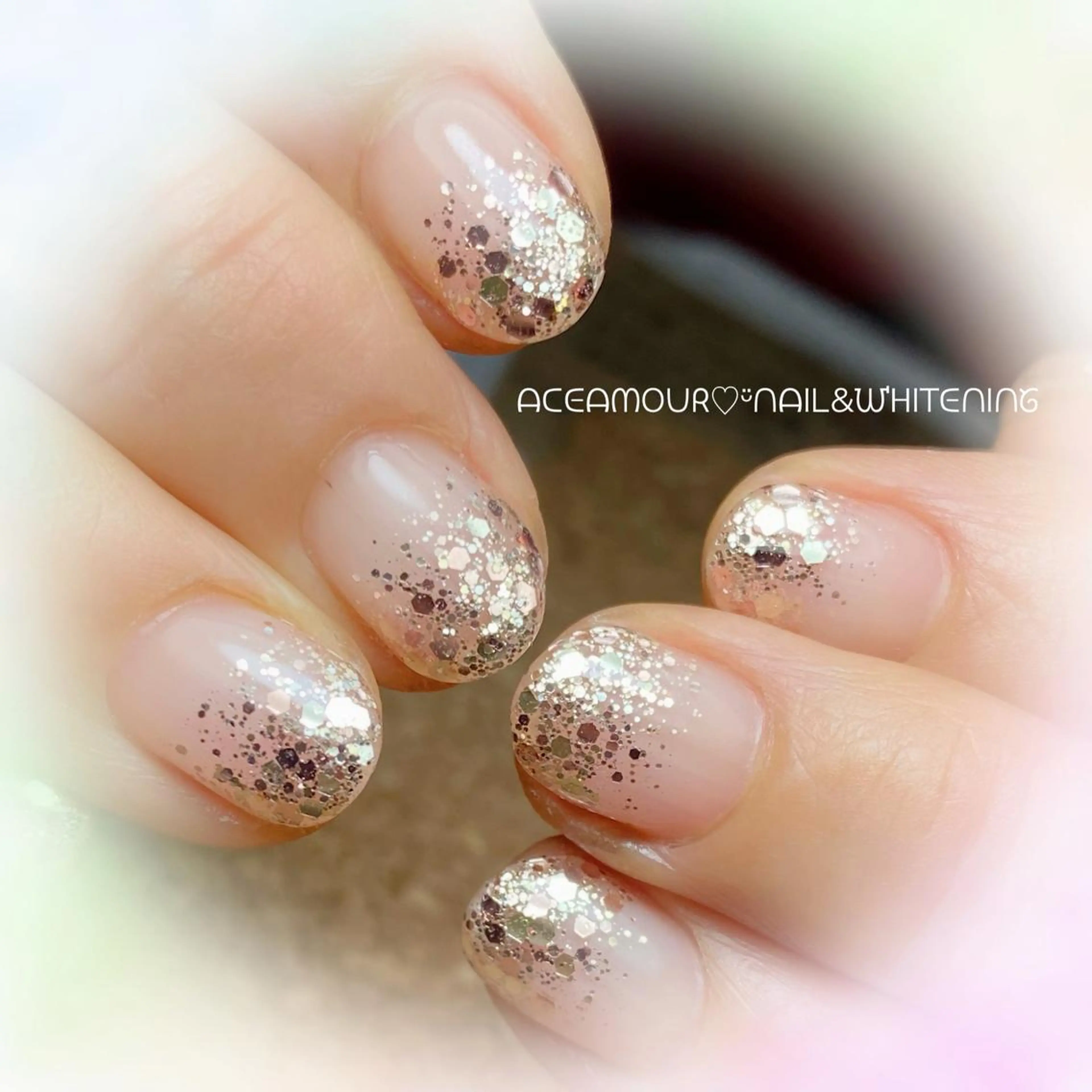 ネイル キラキラネイル シンプルネイル ネイル/耳つぼ /新ホワイトニングのネイルデザイン