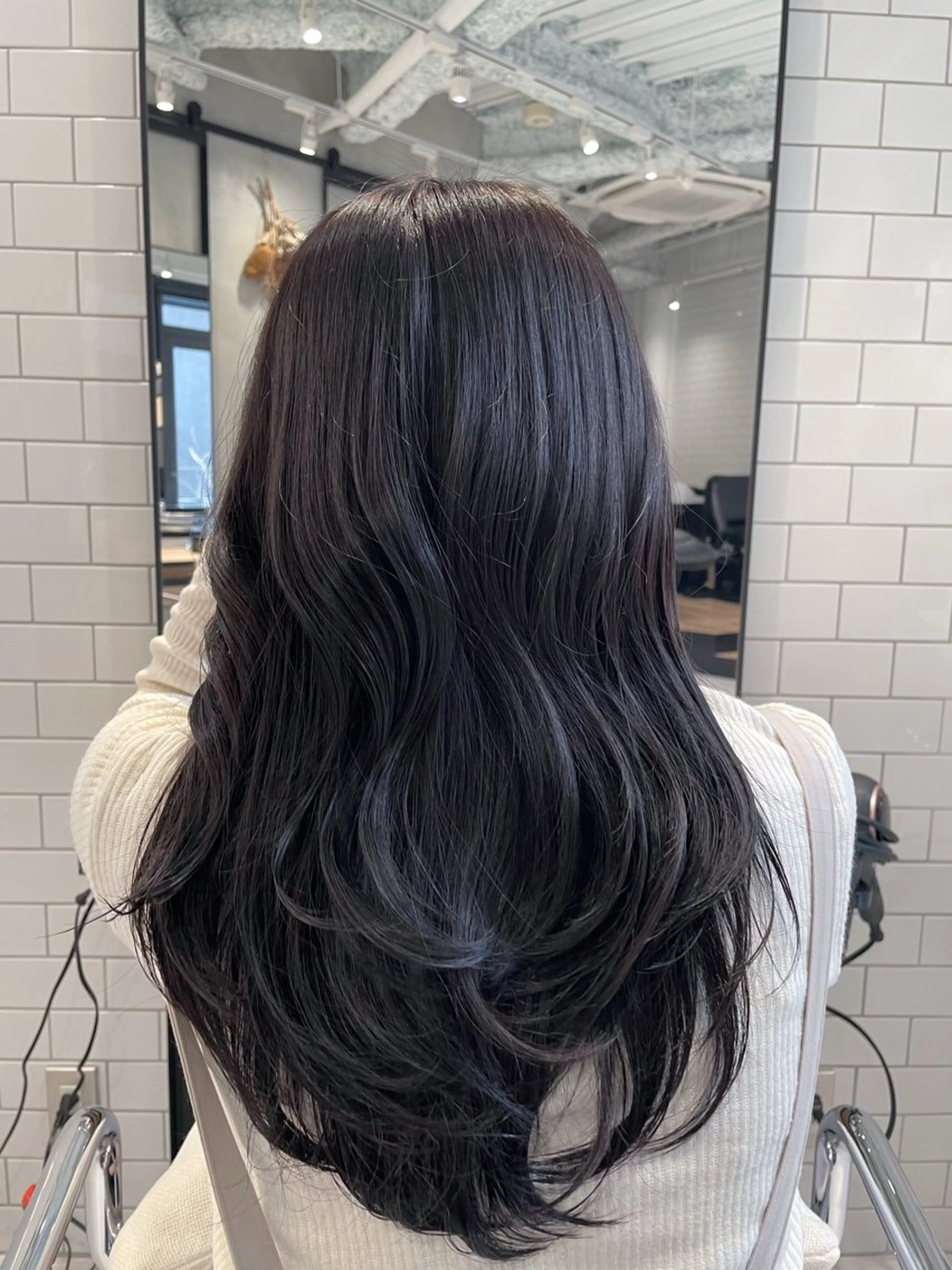 ロング カラー 佐野 えり奈のヘアスタイル