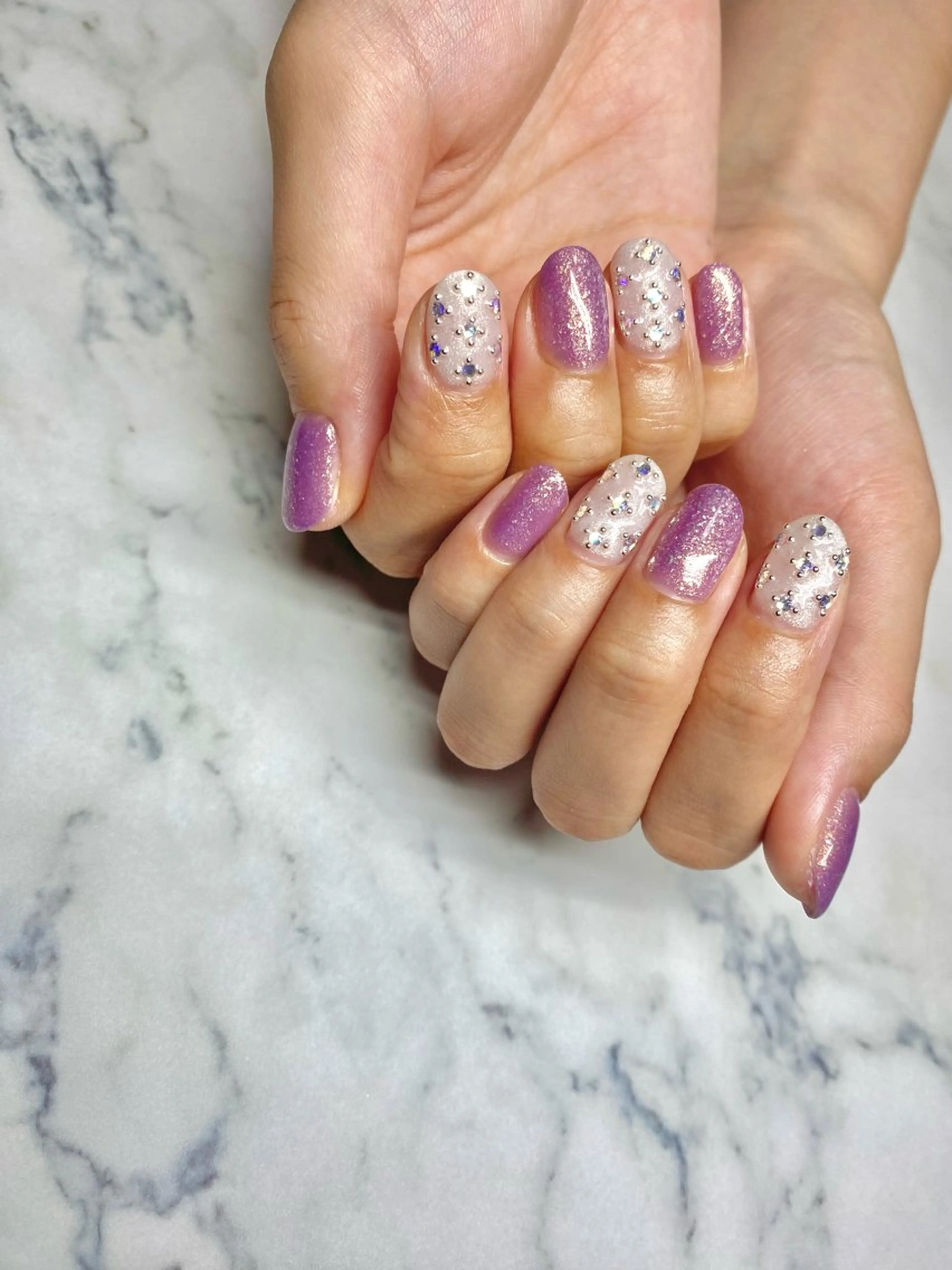 ネイル キラキラネイル シンプルネイル ハンドネイル Nail salon BeBeのネイルデザイン