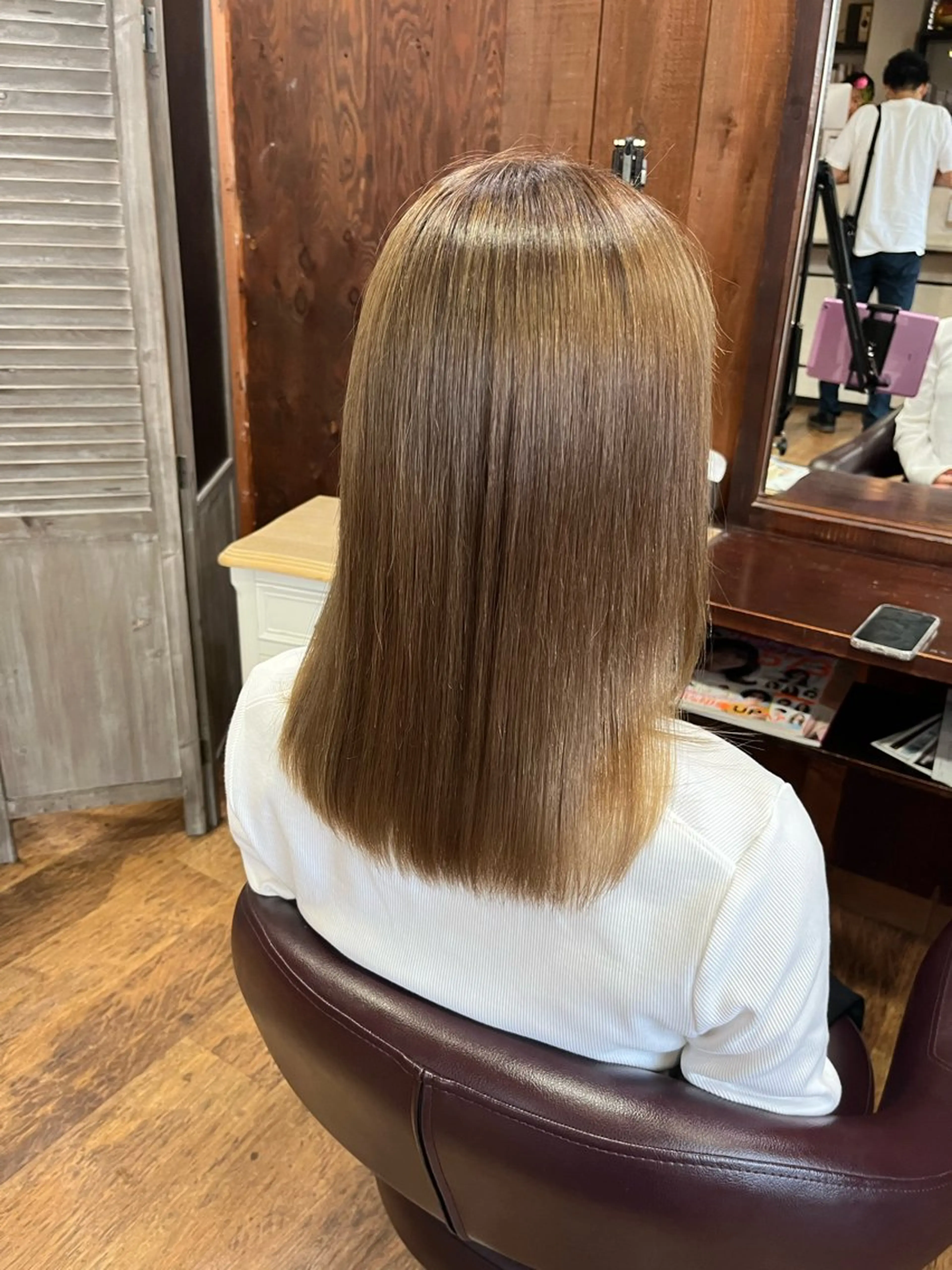 ミディアム 立野 希沙のヘアスタイル