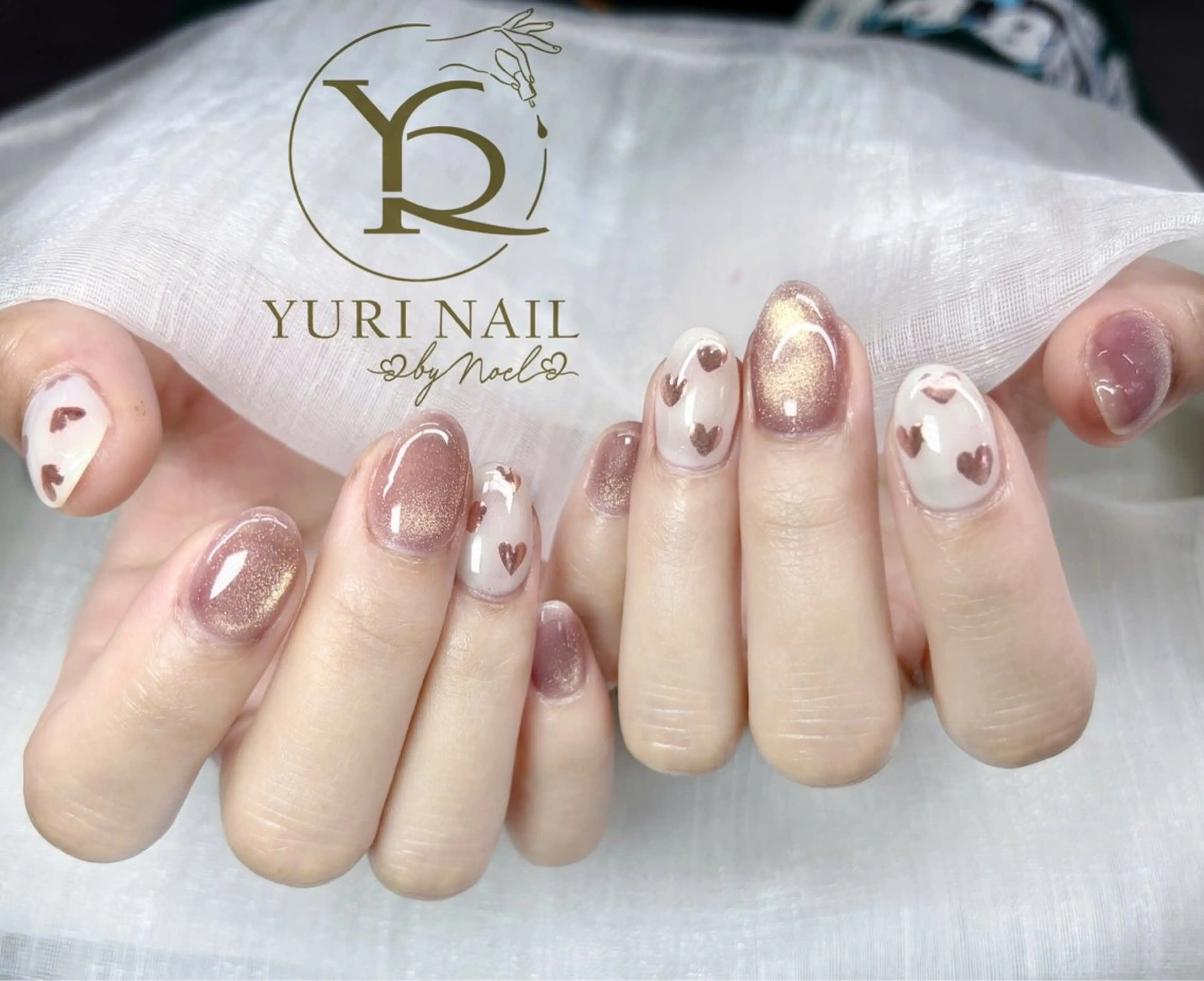 ネイル オーロラネイル ブルー チークネイル フットネイル フレンチネイル ハンドネイル フットネイル ハンドケア YURI Nail Funabashiのネイルデザイン