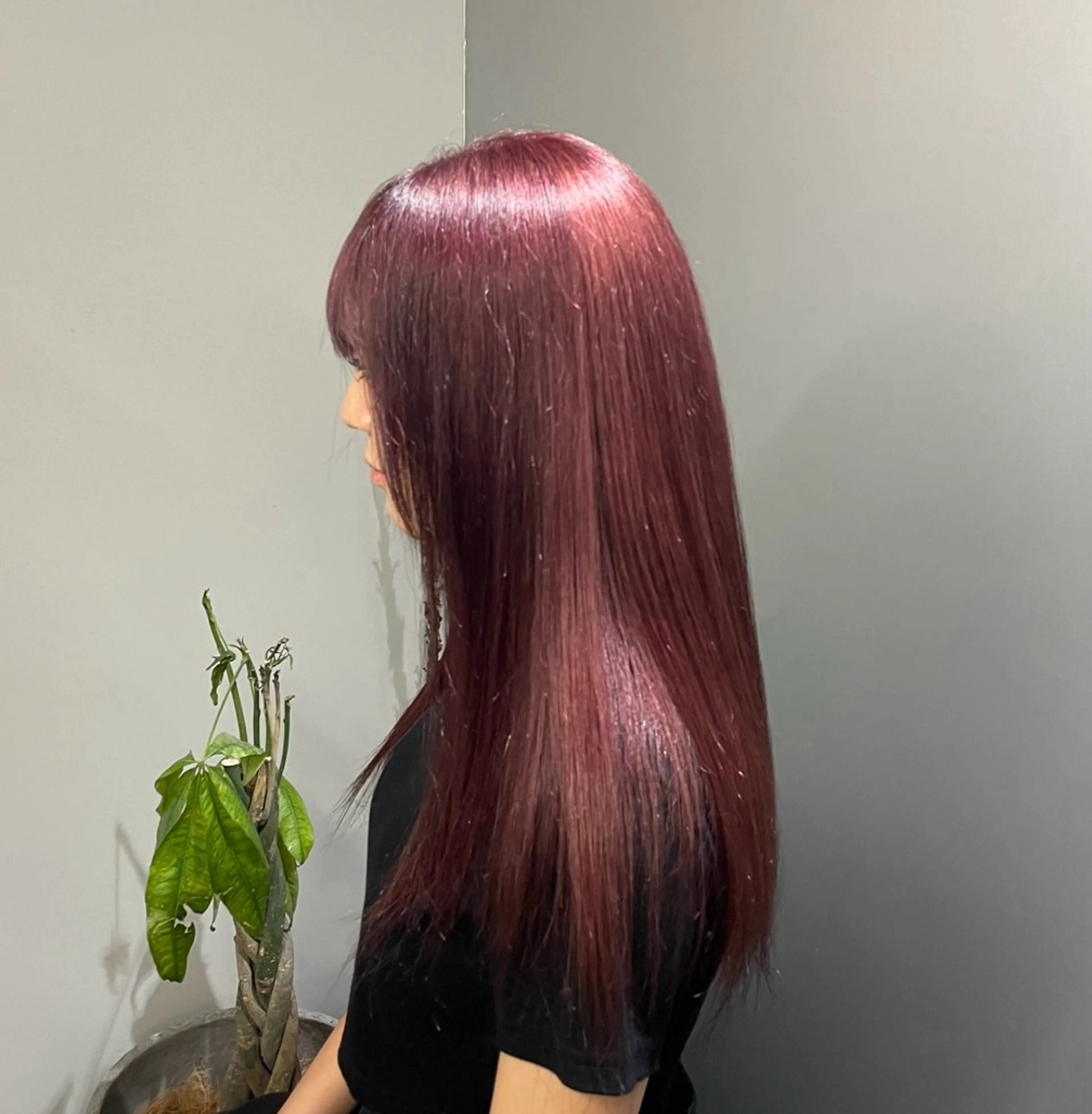 ロング カラー ヘアアレンジ レッドカラー fifth 石川 凪のヘアスタイル