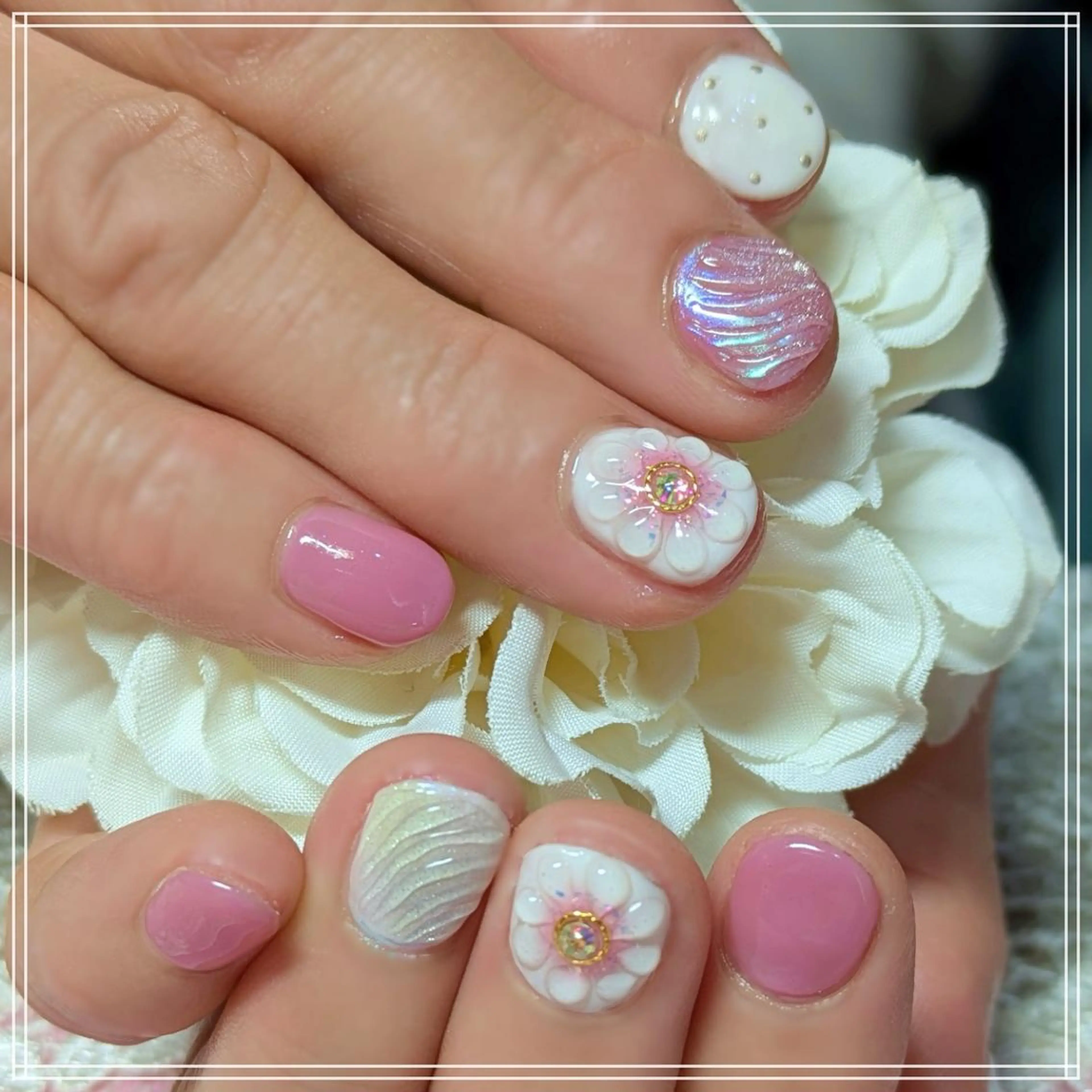 ネイル 山田 麻衣のネイルデザイン