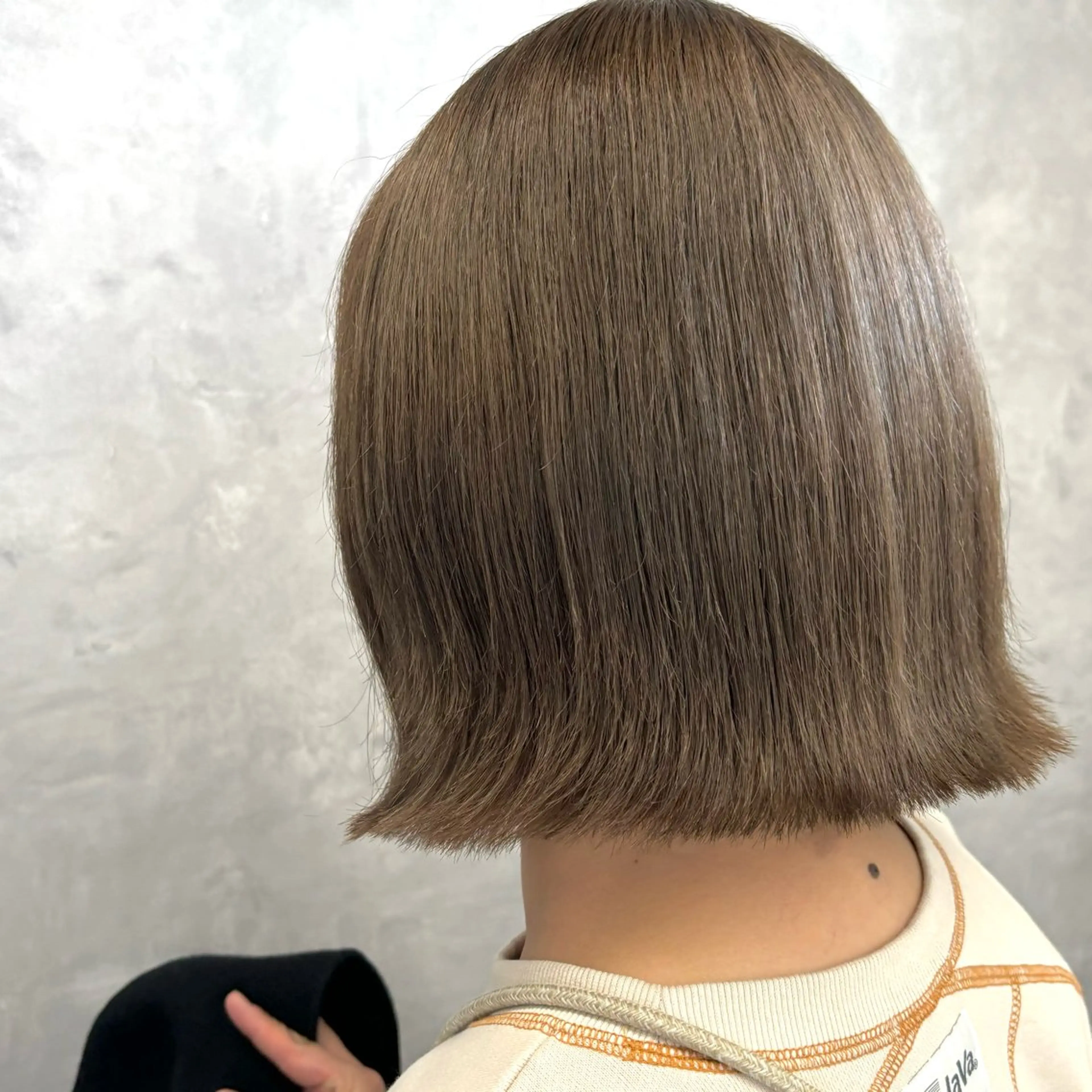 ショート カラー NUMBER_ ユイナのヘアスタイル