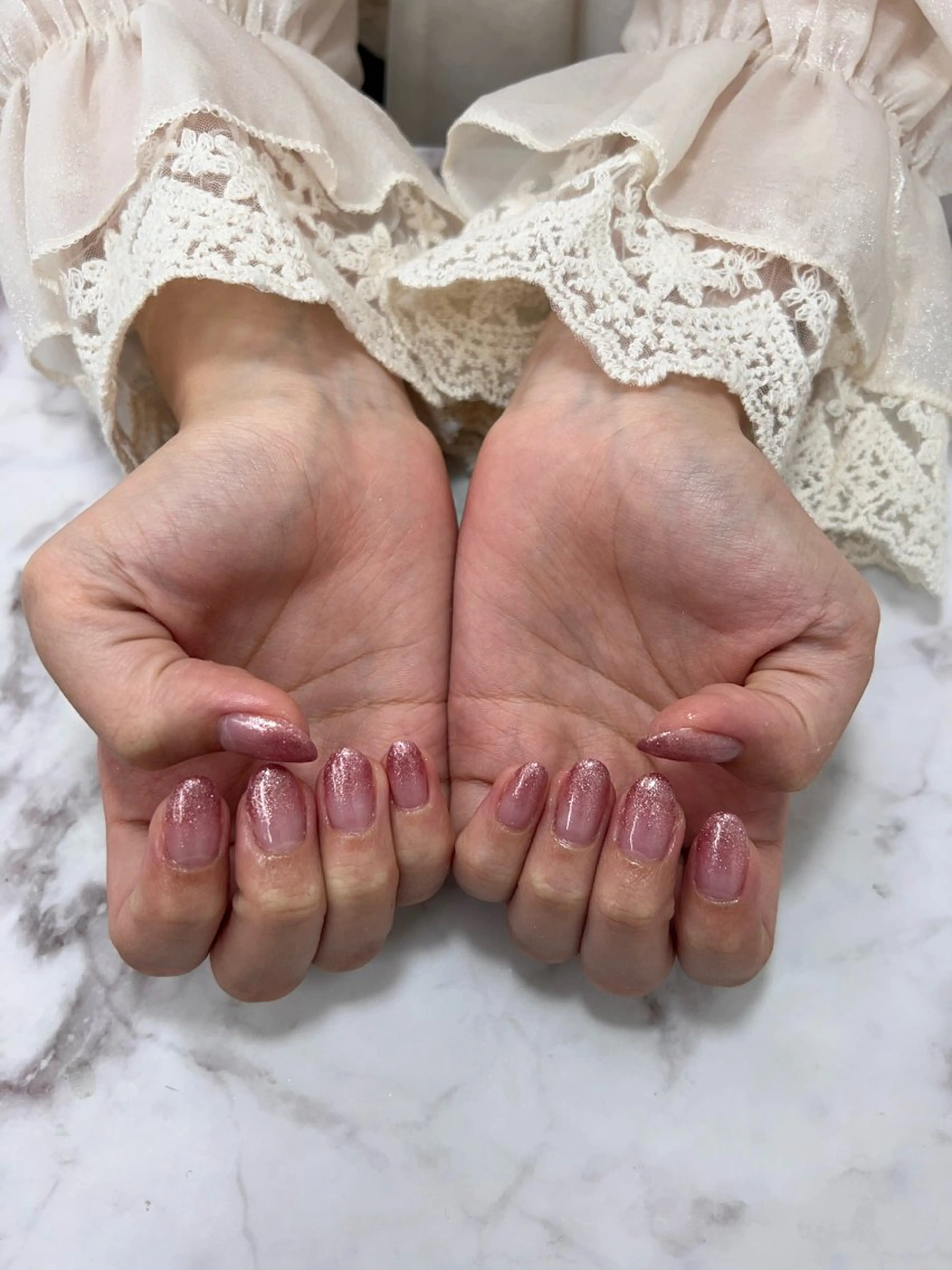 ネイル ラメ(グリッター) ラメグラデーション ハンドネイル KANOネイリスト/ UNELMA天神のネイルデザイン