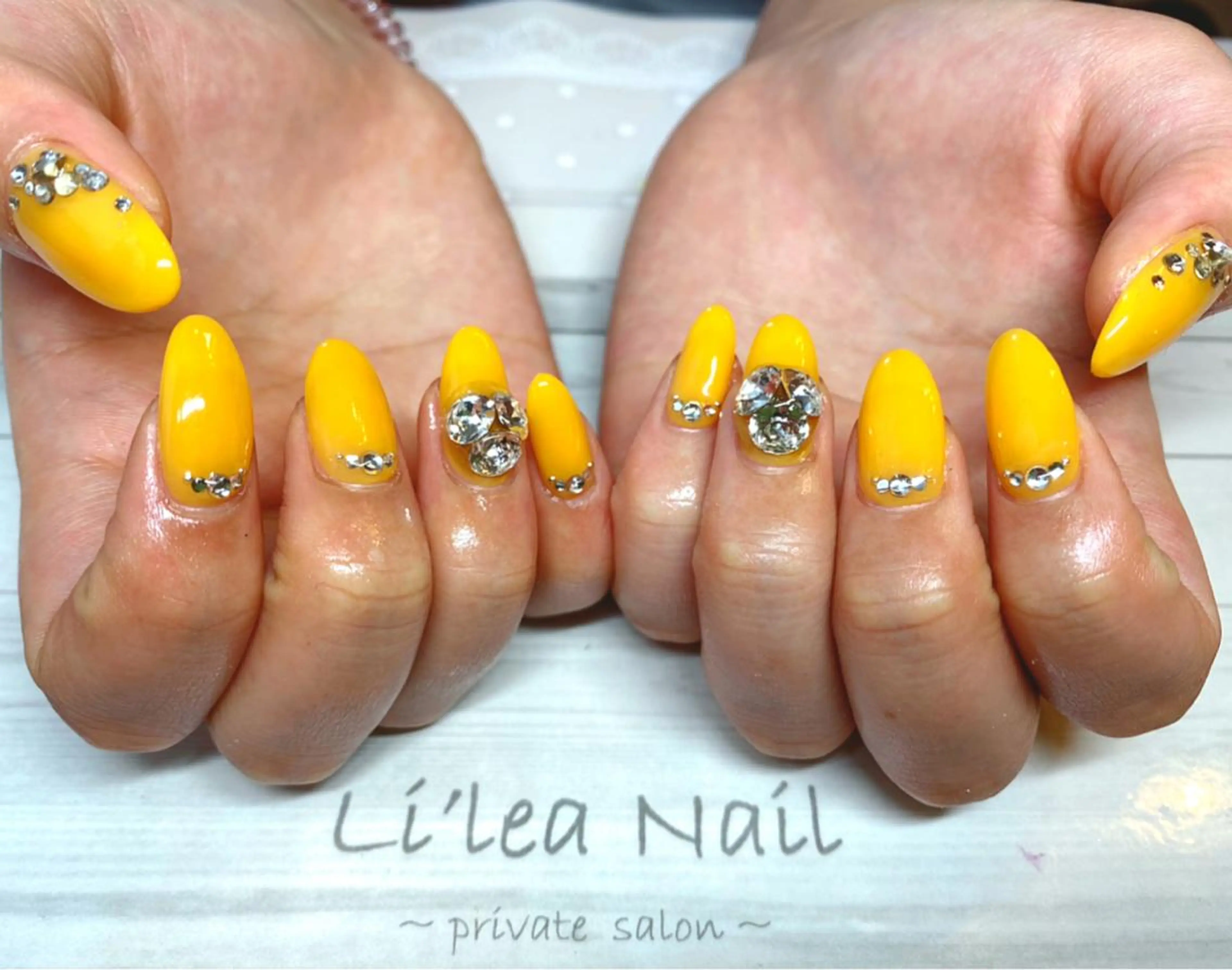 ネイル Li'leaNail AINAのネイルデザイン
