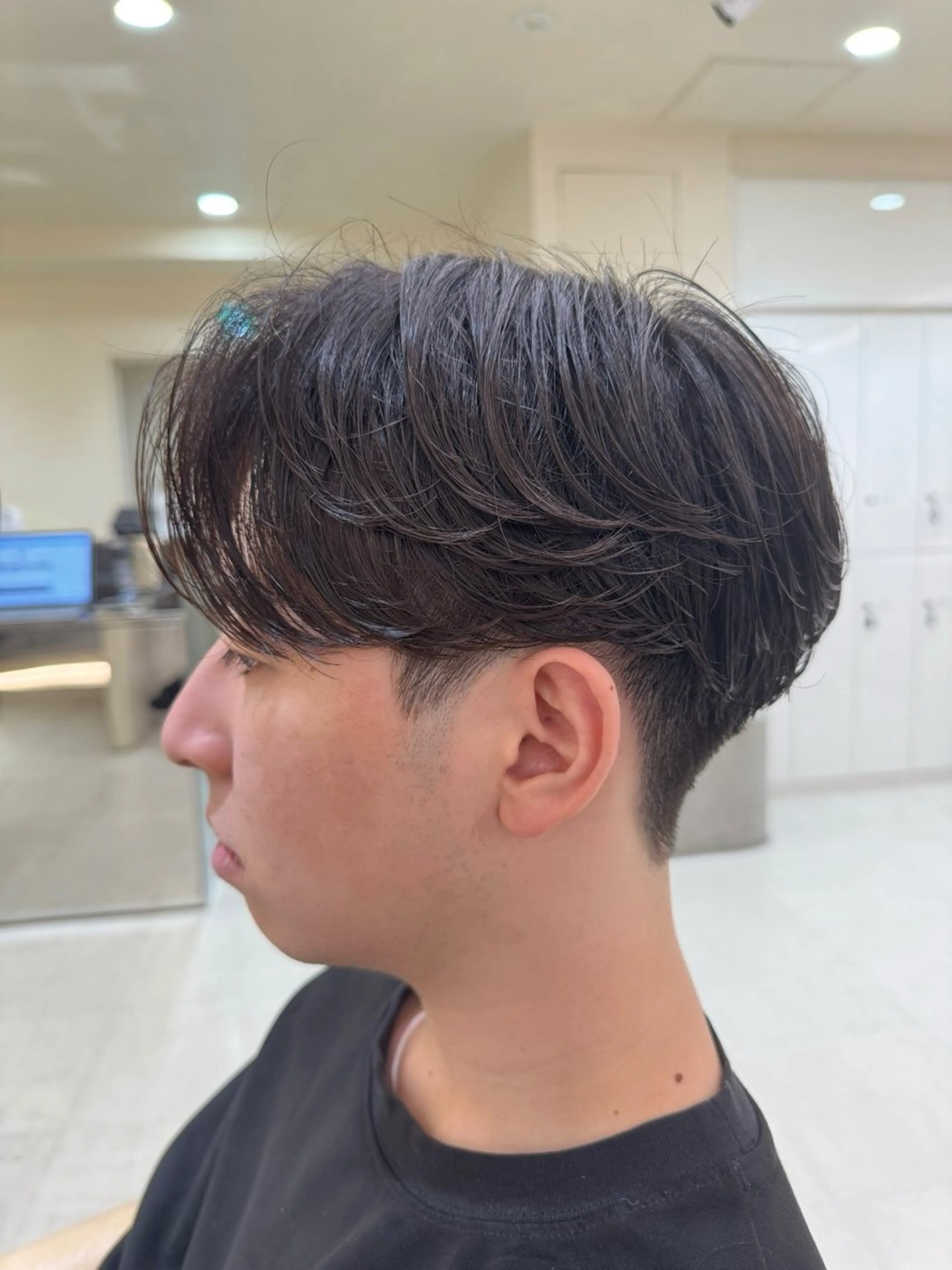 ショート パーマ メンズ センターパート メンズパーマ ニュアンスパーマ 横浜/レイヤー/ カネコのヘアスタイル