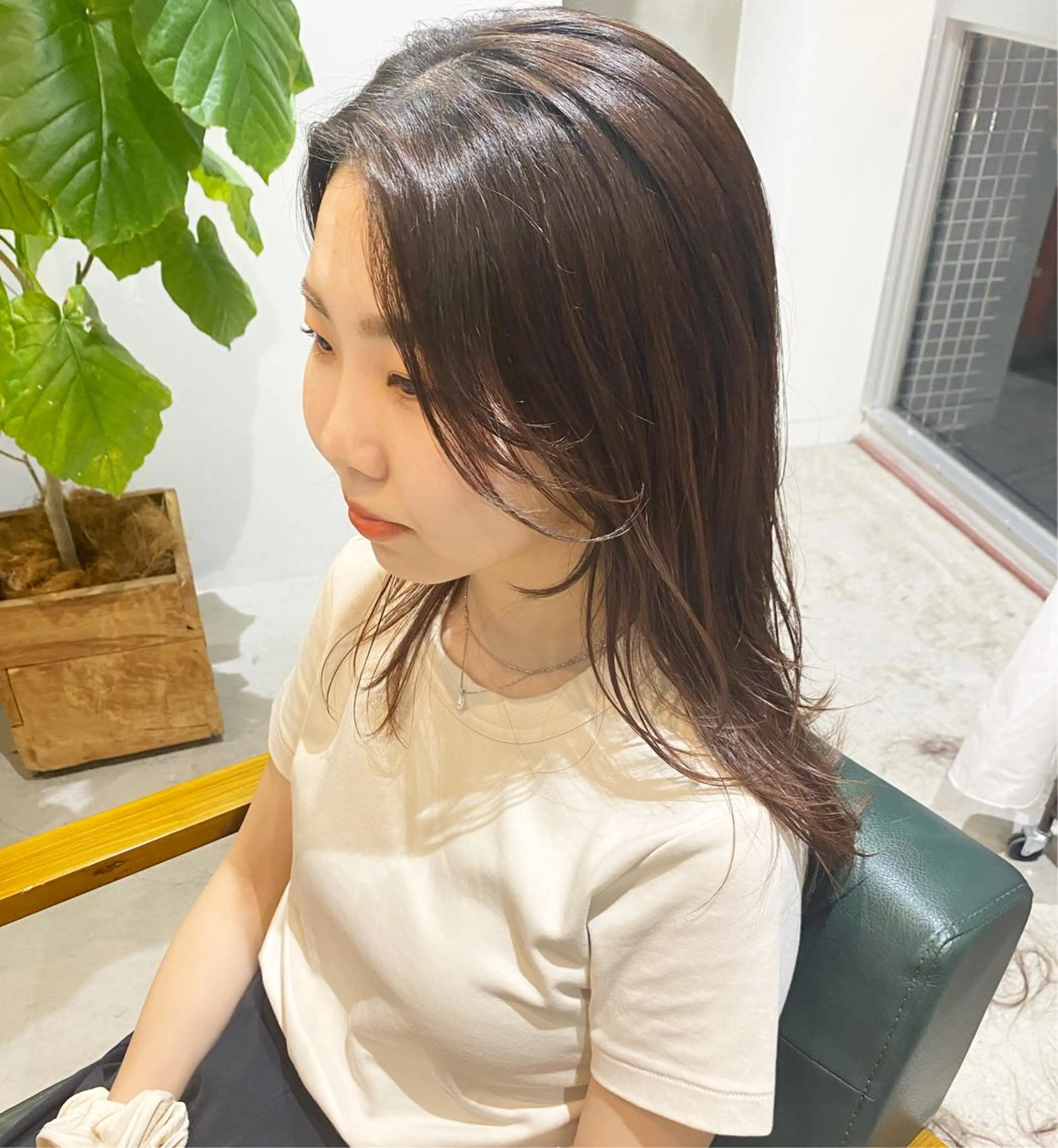 ロング 鈴木 美紅のヘアスタイル