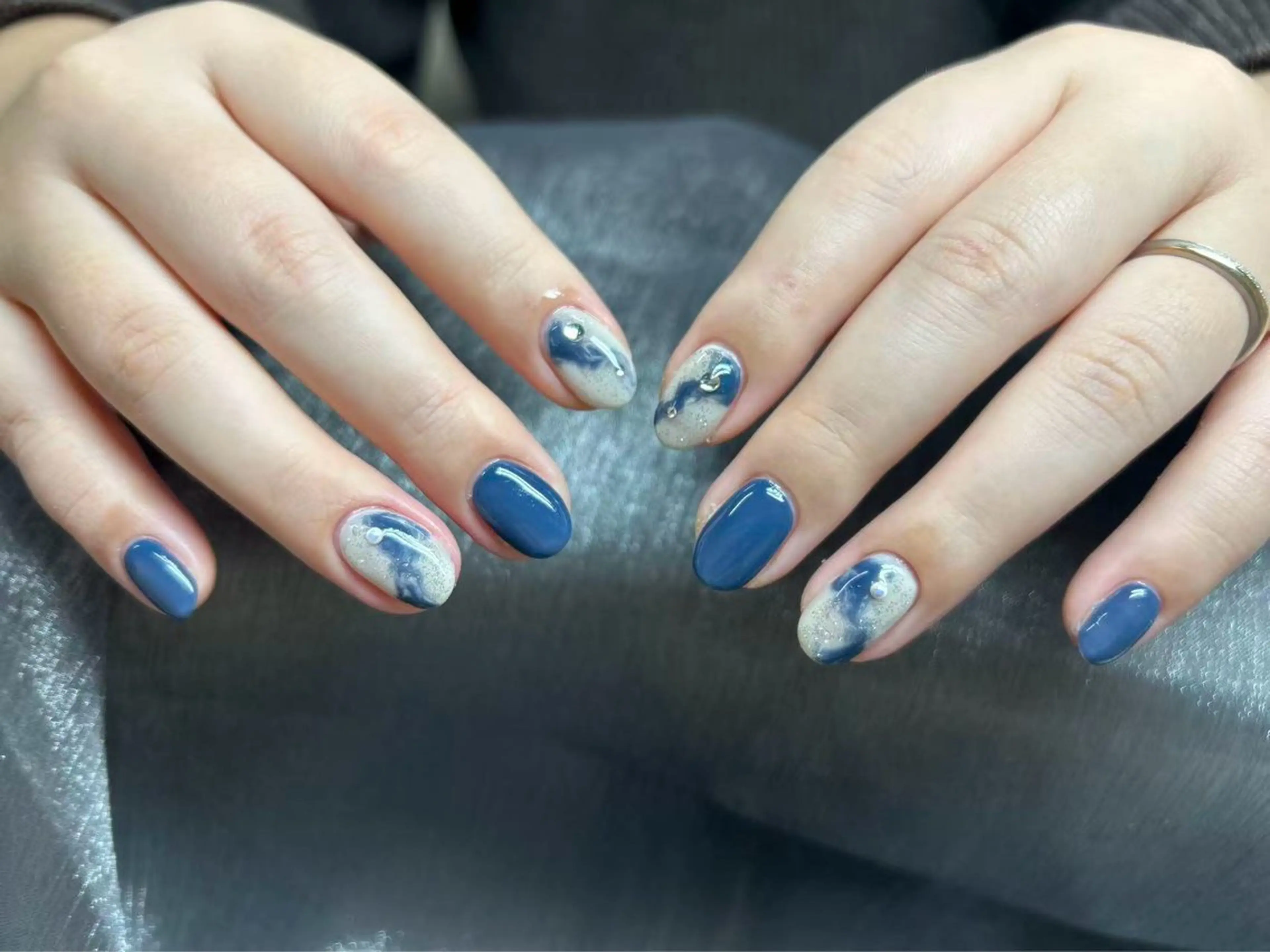 ネイル ハンドネイル ハンドケア Kaka_ パラジェル、長さだしのネイルデザイン