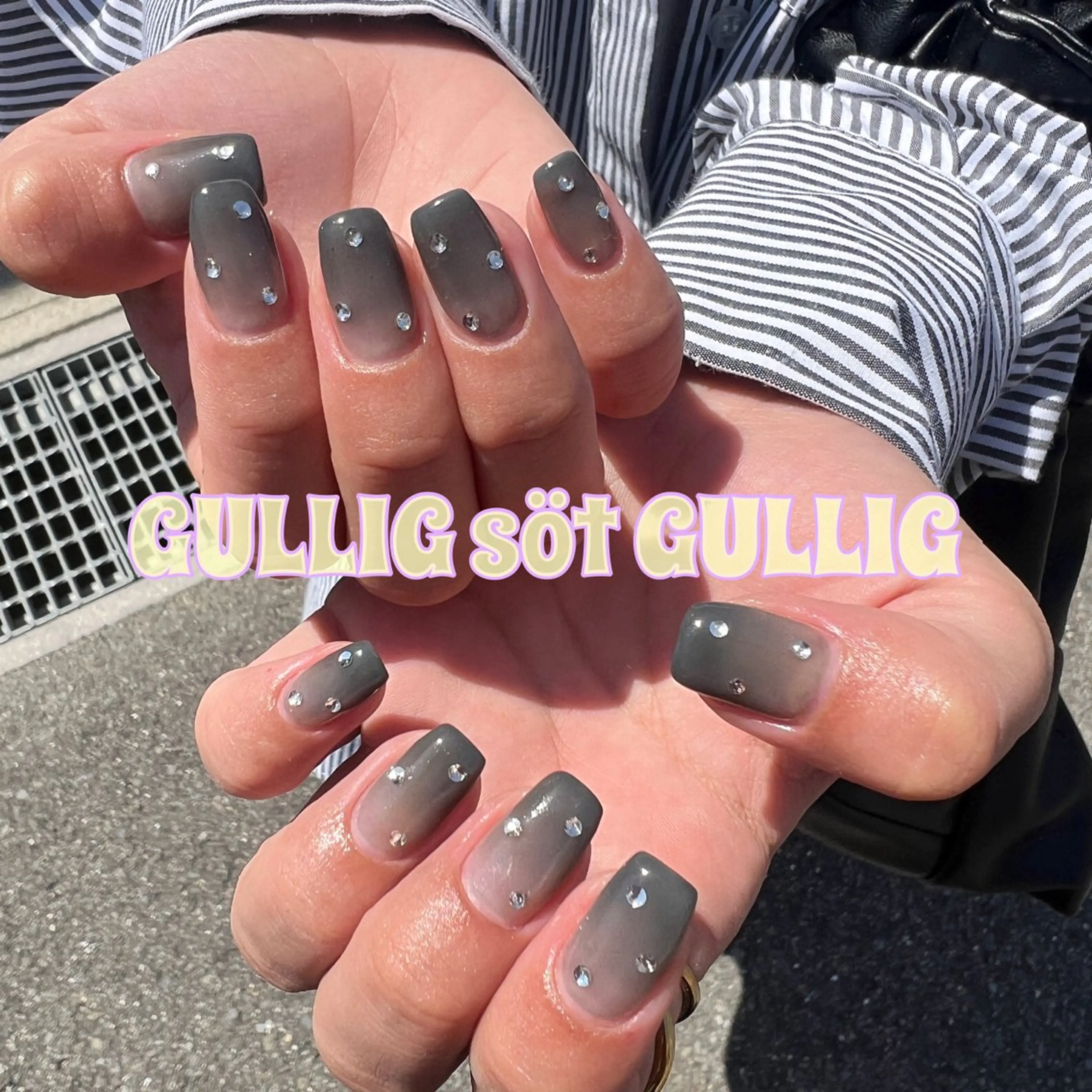 ネイル ハンドネイル フットネイル GULLIG söt GULLIGのネイルデザイン