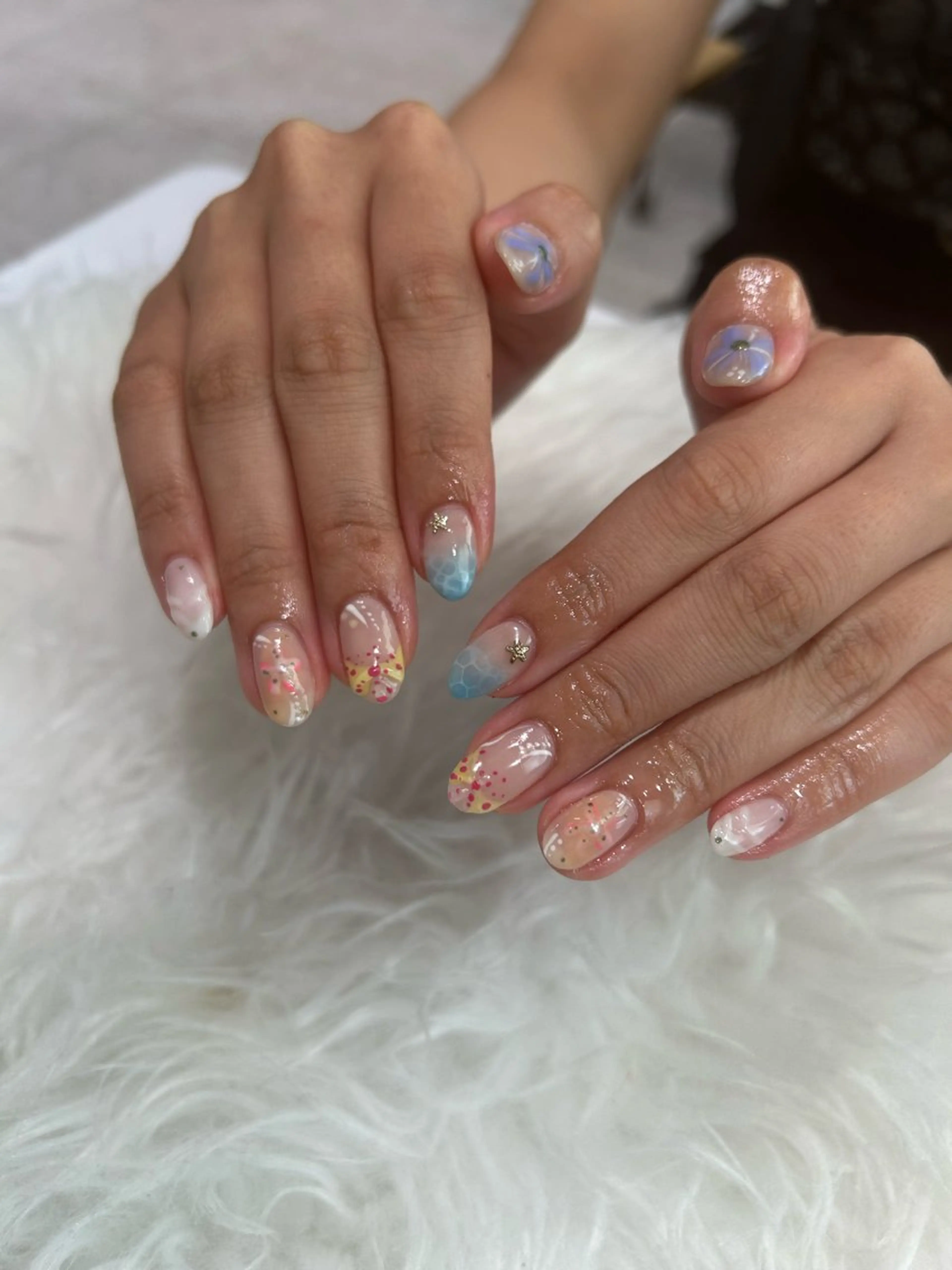 ネイル ハンドネイル ♡ハイトーン★ ネイル/しの♡のヘアスタイル