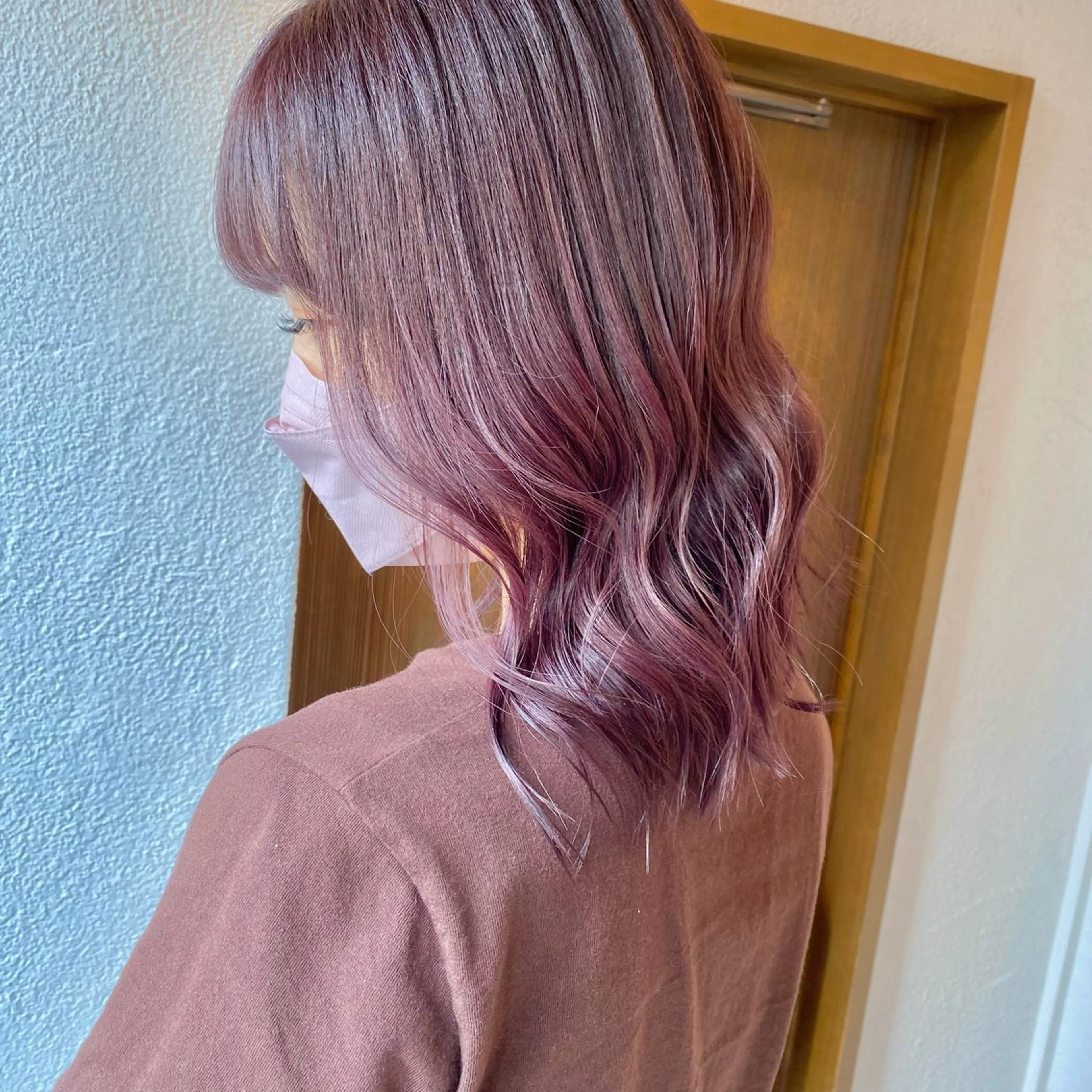 カラー 森 桃菜のヘアスタイル