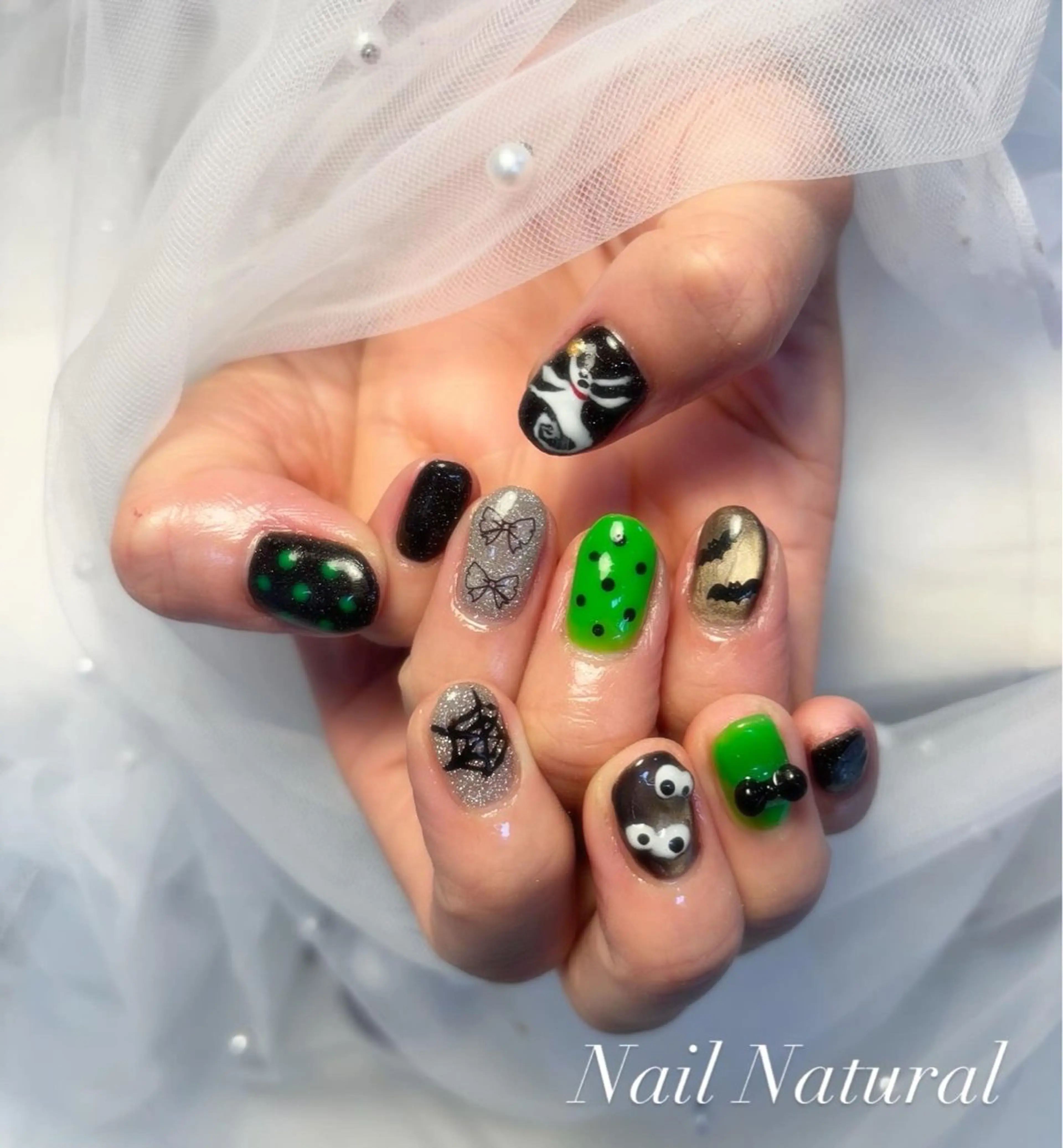 ネイル フラッシュネイル フットネイル フレンチネイル ジェルネイル ガラスフレンチ ハンドネイル Nail salon Natulalのネイルデザイン