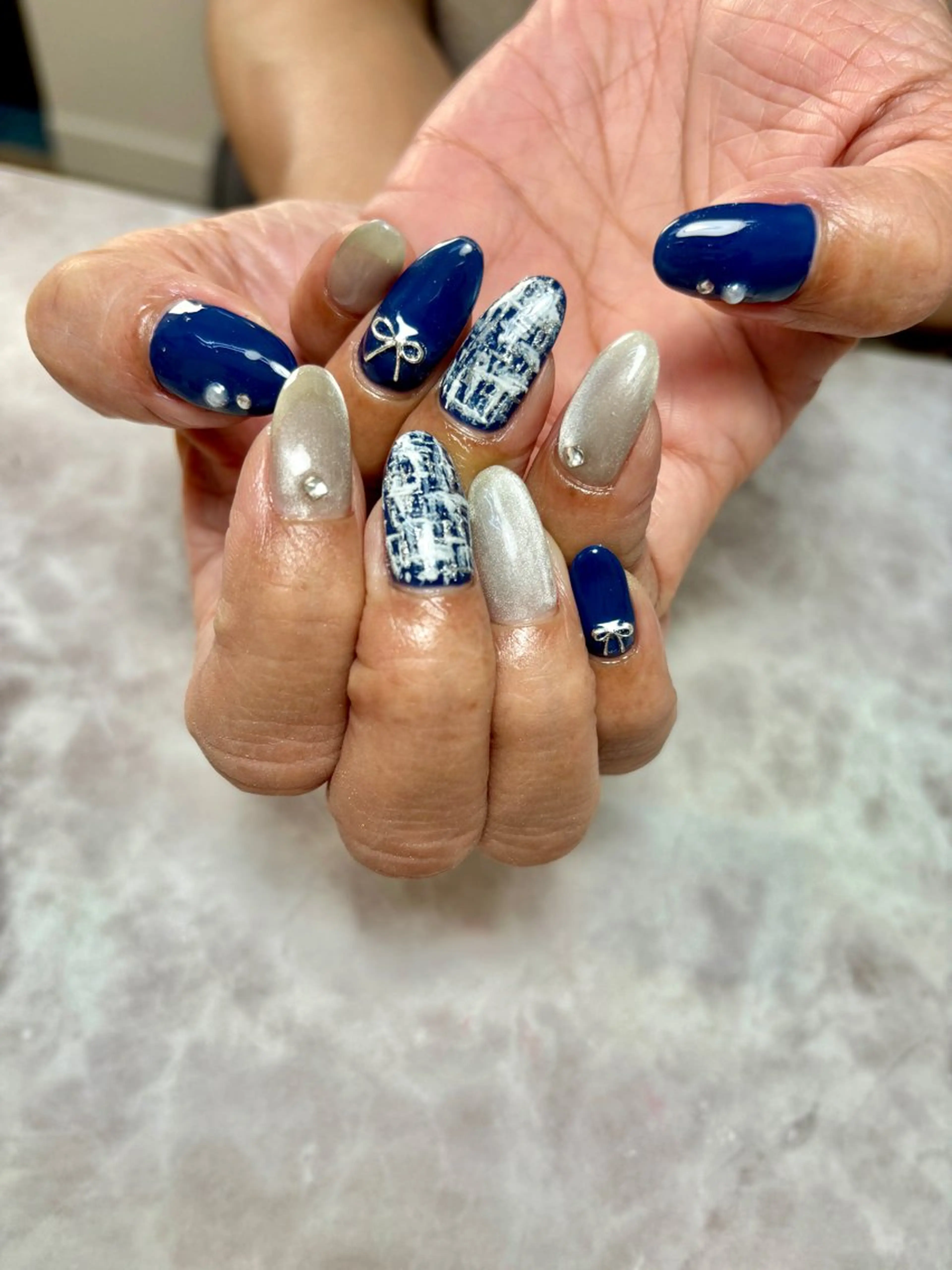 ネイル リボン ツイードネイル ジェシー ネイルのネイルデザイン