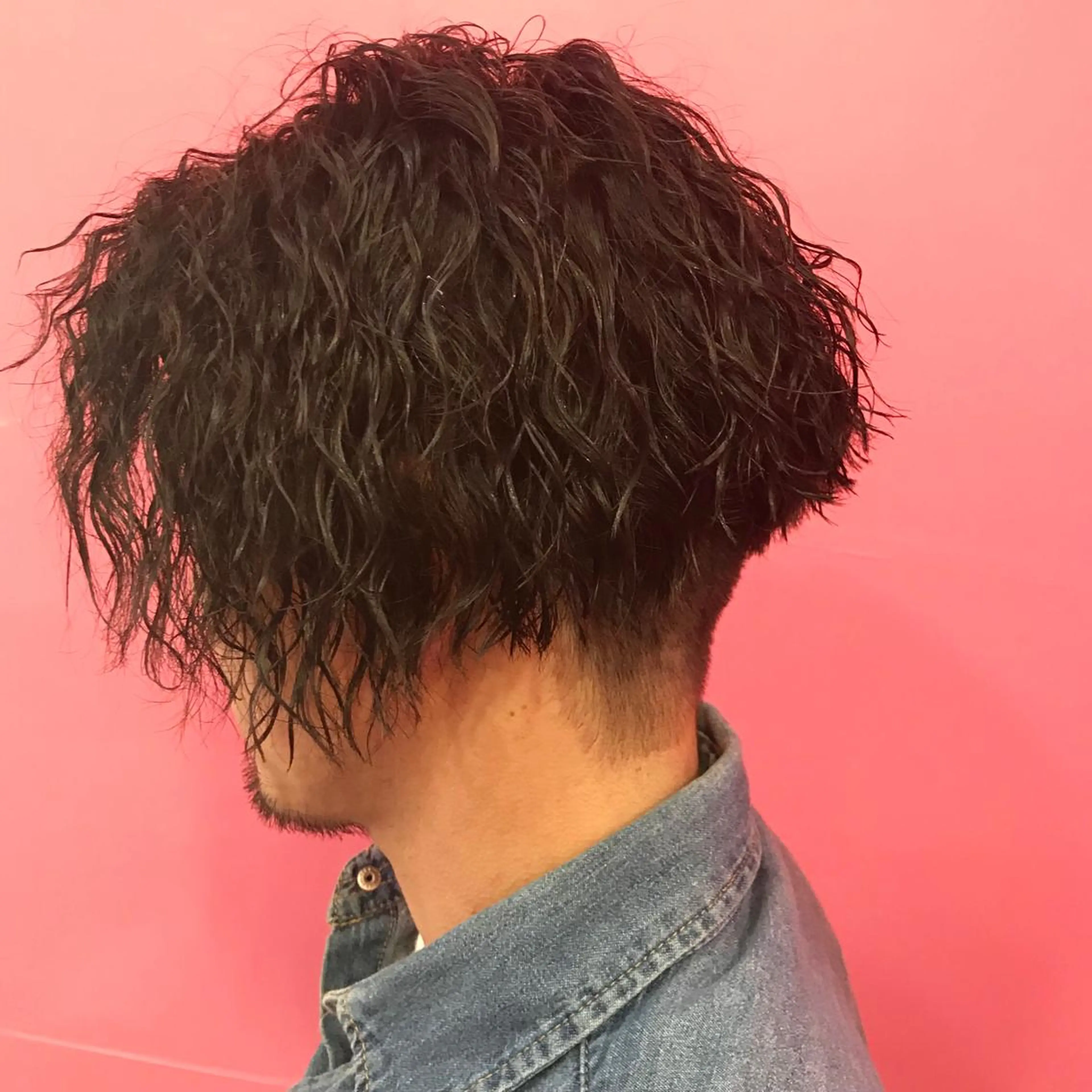 ショート パーマ メンズ メンズパーマ メンズツイストパーマ ツイストパーマ カット Vir by browのヘアスタイル