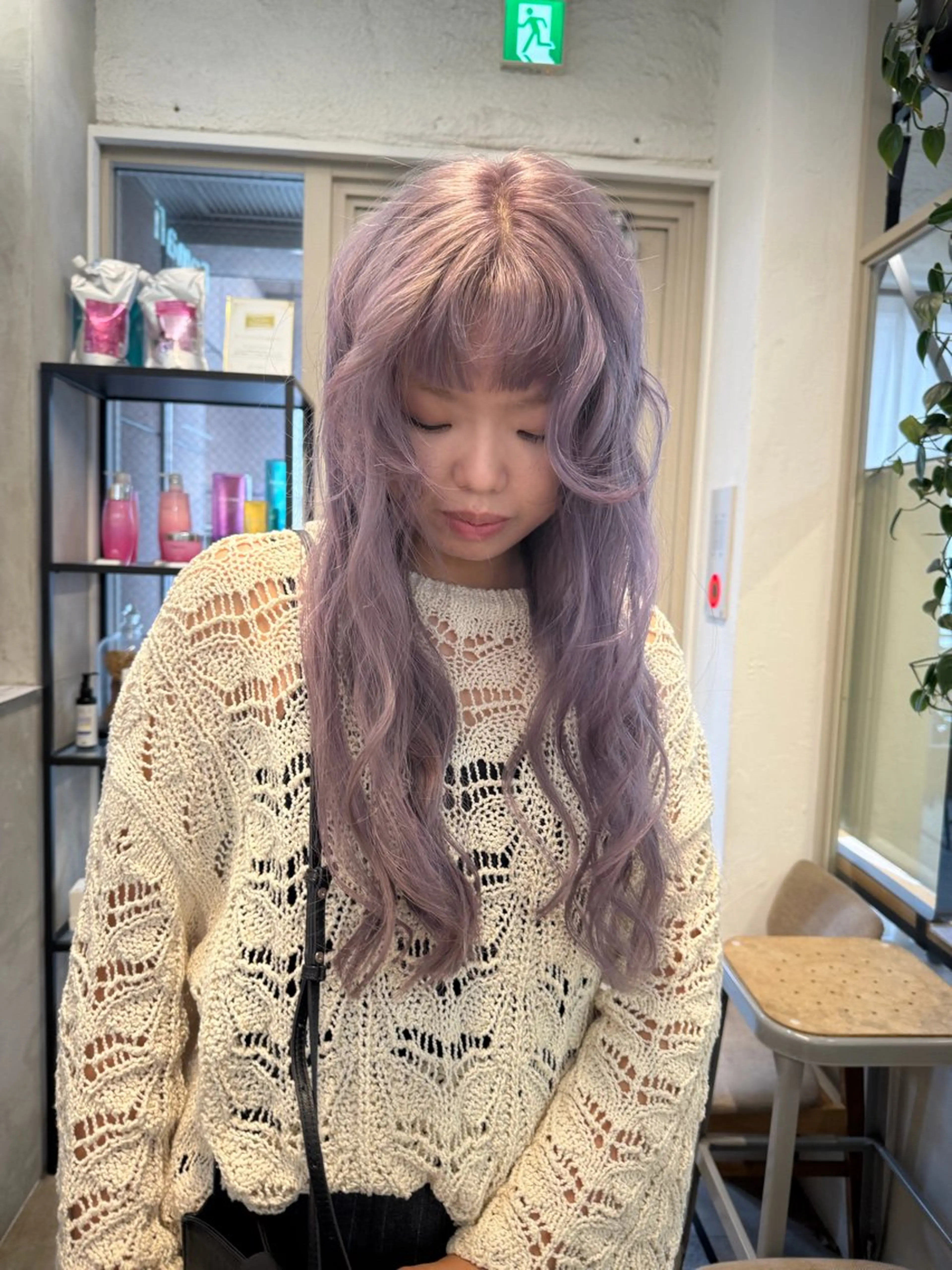 ロング カラー ミルクティー× グレージュMOMOのヘアスタイル