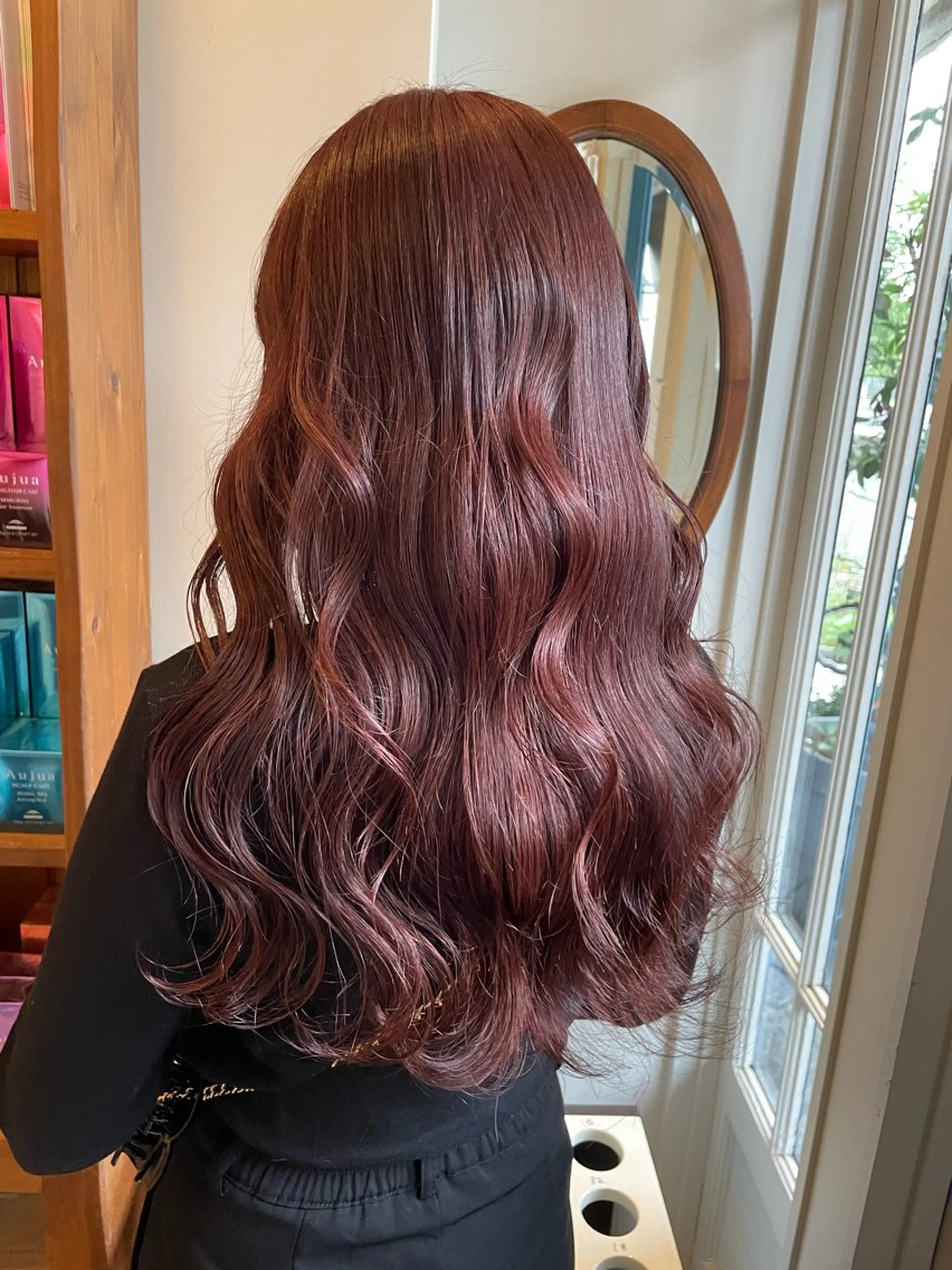 ロング カラー ブリーチ ダブルカラー ブリーチなしカラー レッドカラー ヘアカラー ハイトーン/透明感 カラー/下出有沙のヘアスタイル