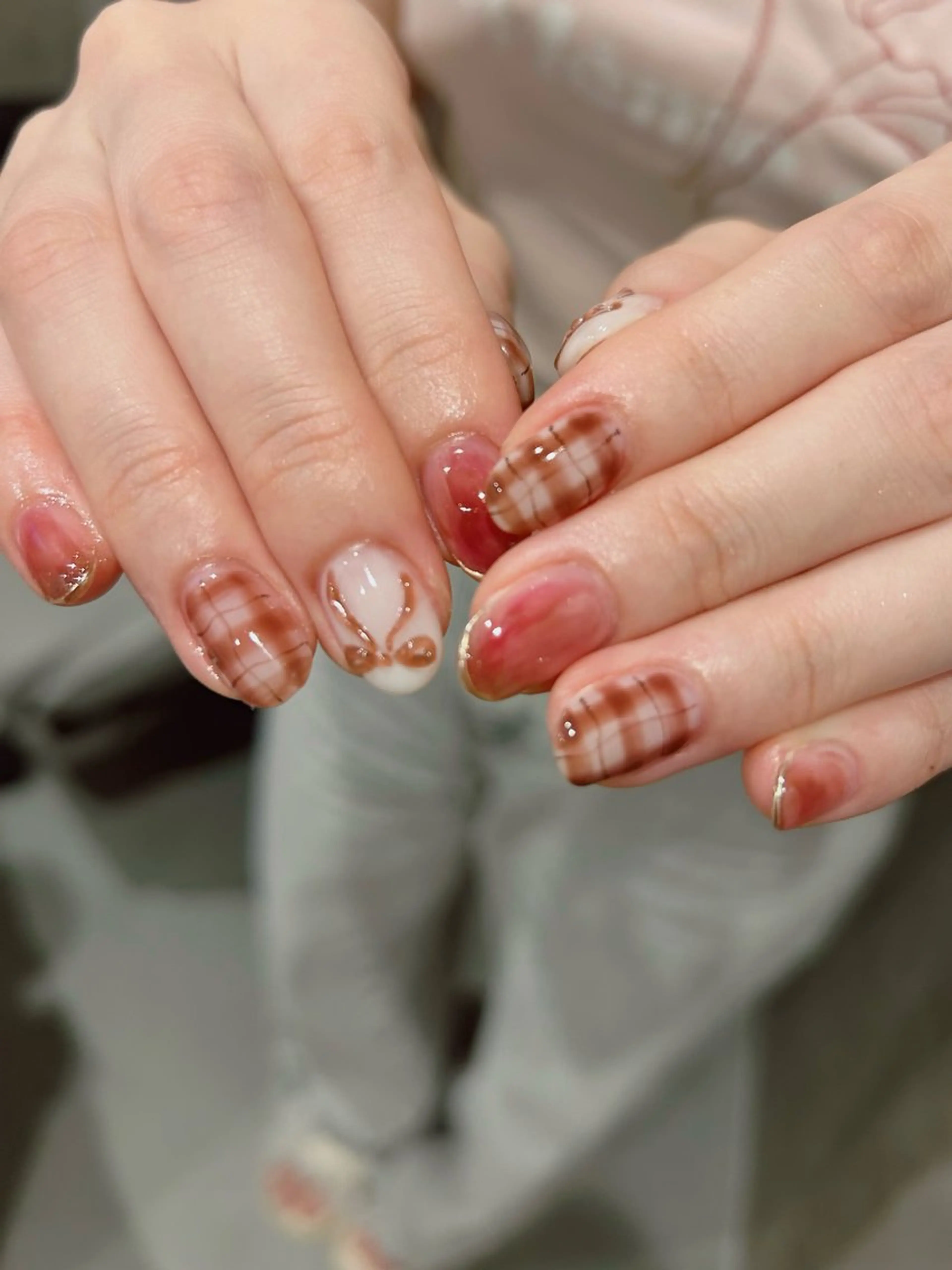 ミディアム pllia beautyのネイルデザイン