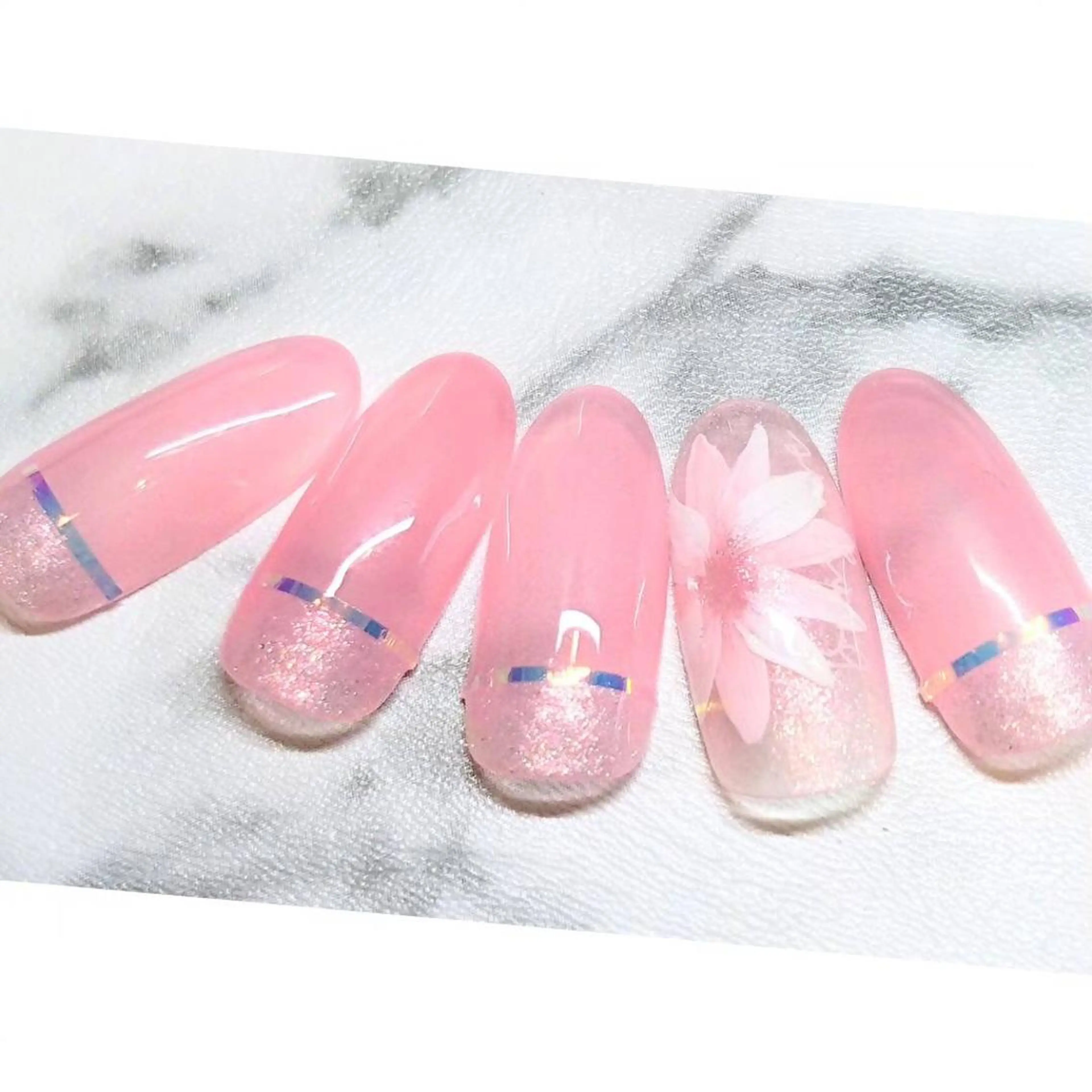 ネイル 大島 七海のネイルデザイン