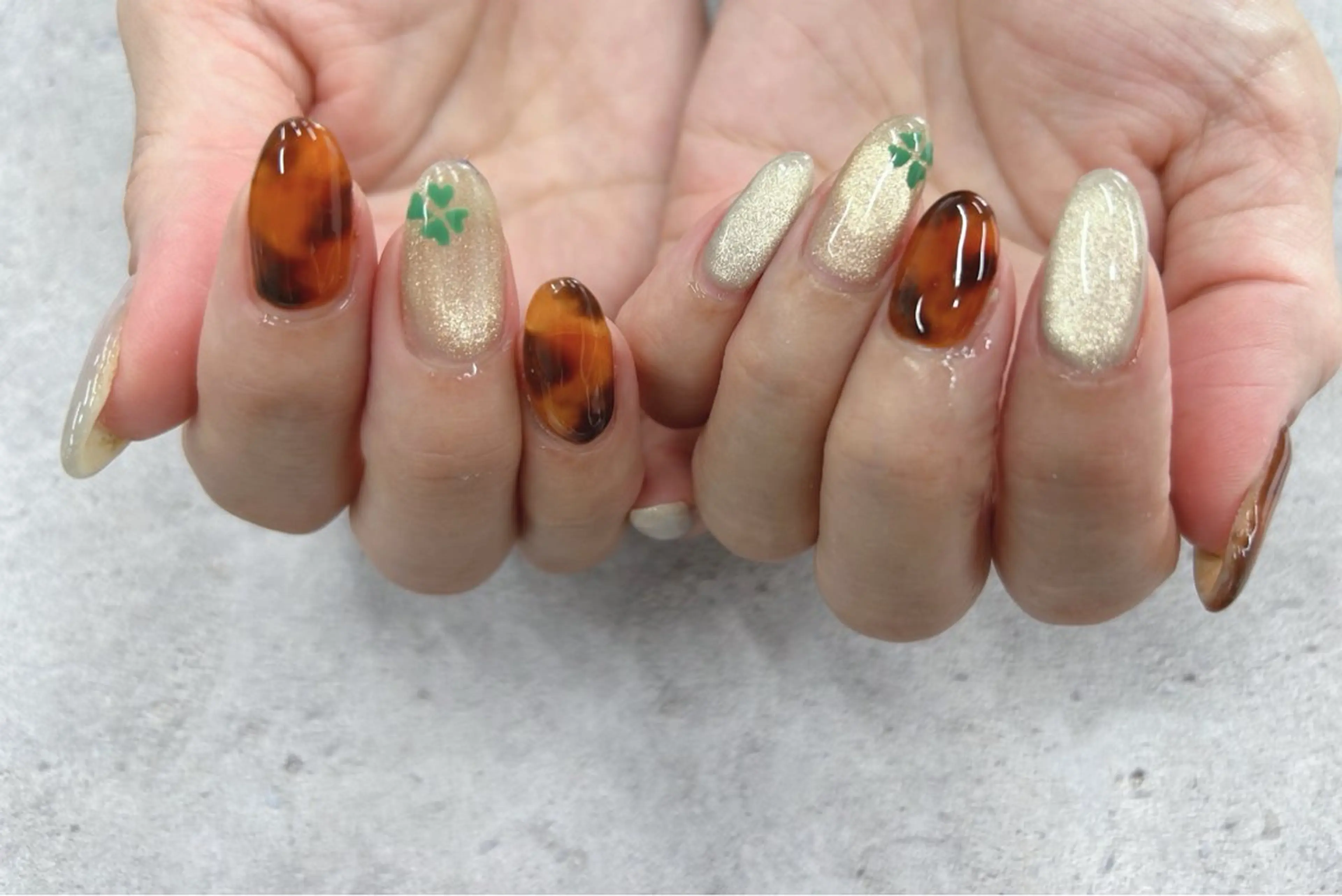 ネイル べっ甲ネイル マグネットネイル ハンドネイル Nail Salon agré所属・agré ネイルサロン　アグレのネイルデザイン