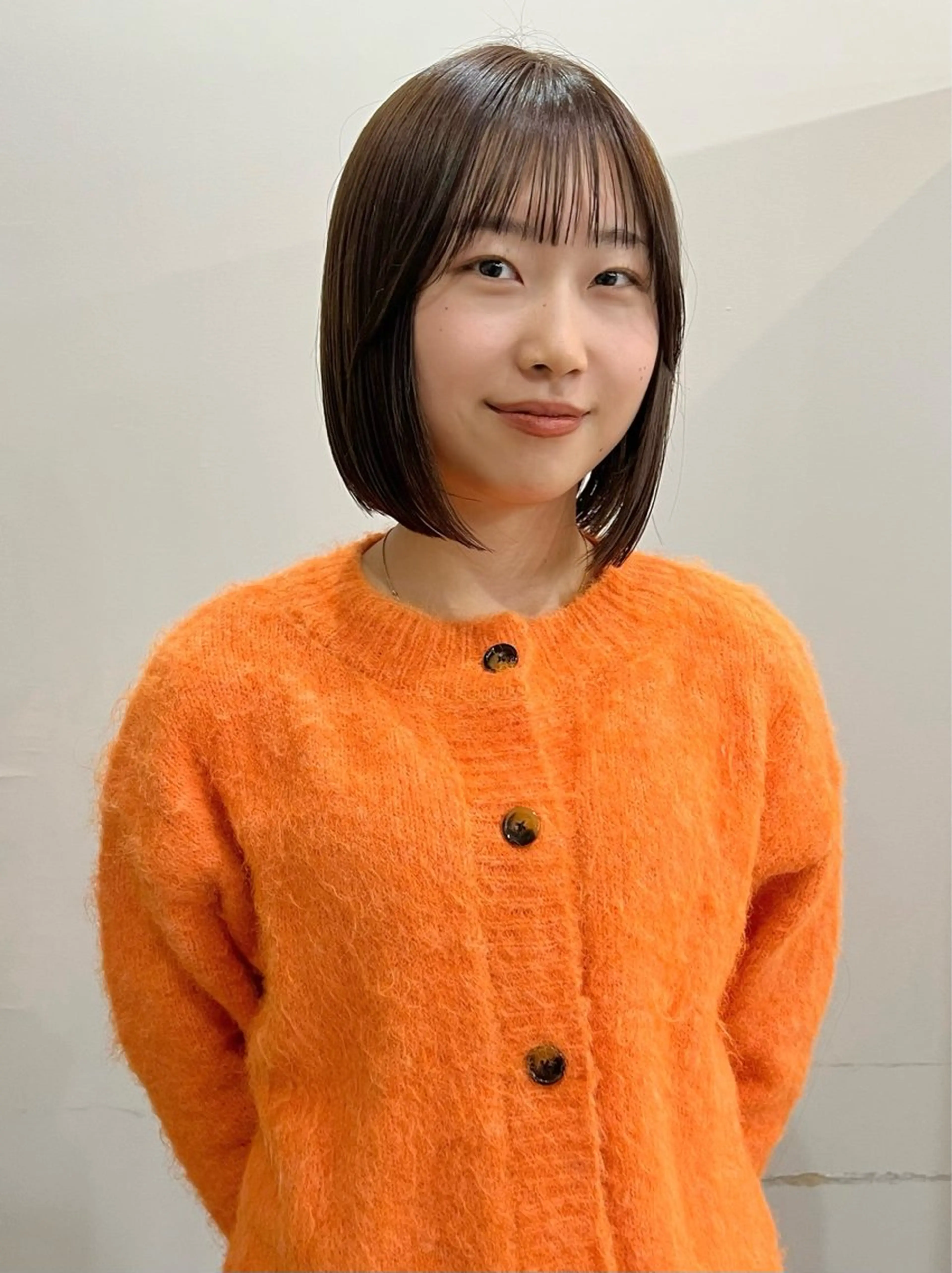 ショート ボブ カット ヘアカラー 切りっぱなしボブ/ ブリーチカラー/大塚のヘアスタイル