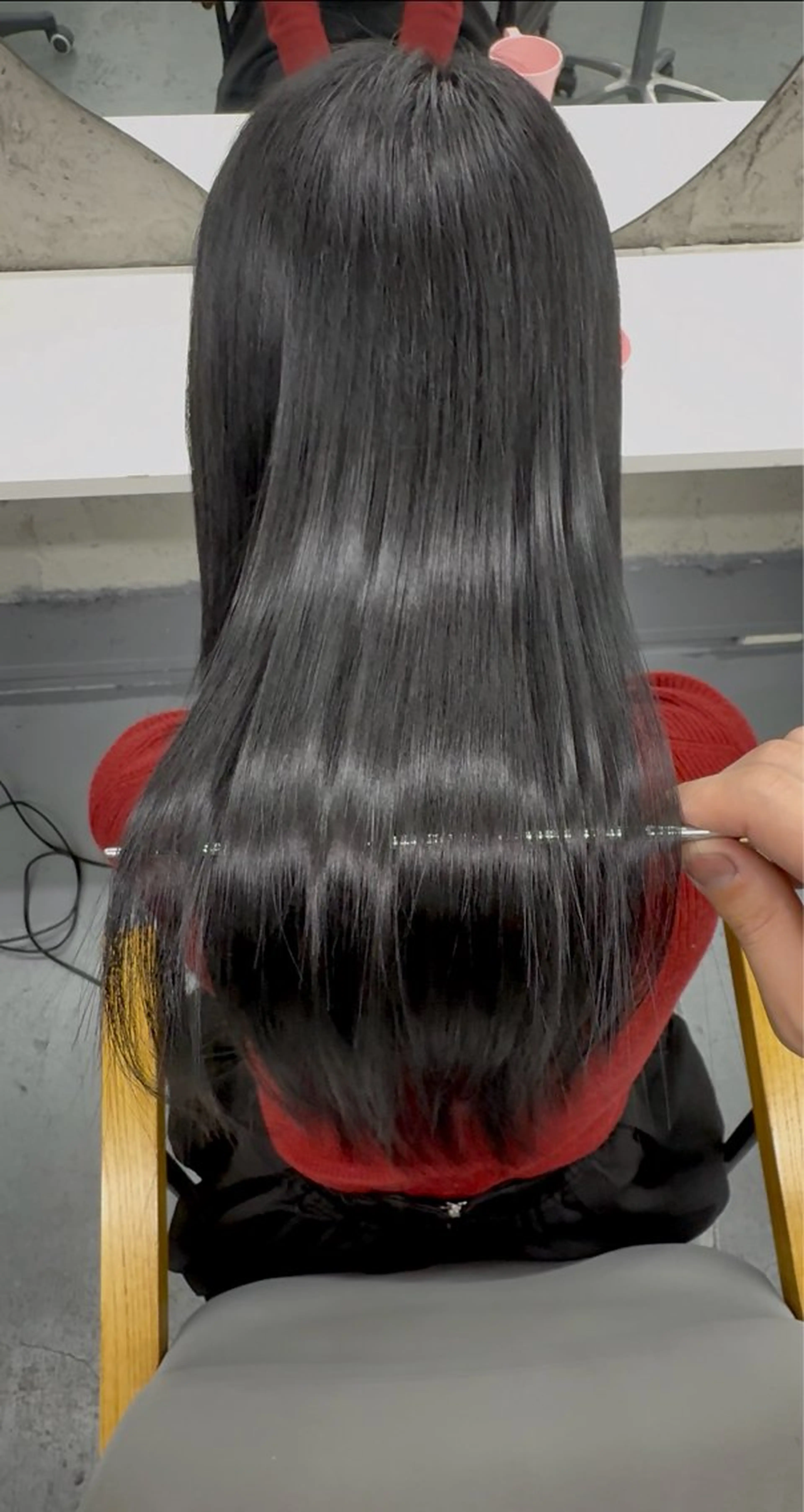 ロング カット 縮毛矯正 ブリーチ×縮毛矯正 💫だいちのヘアスタイル