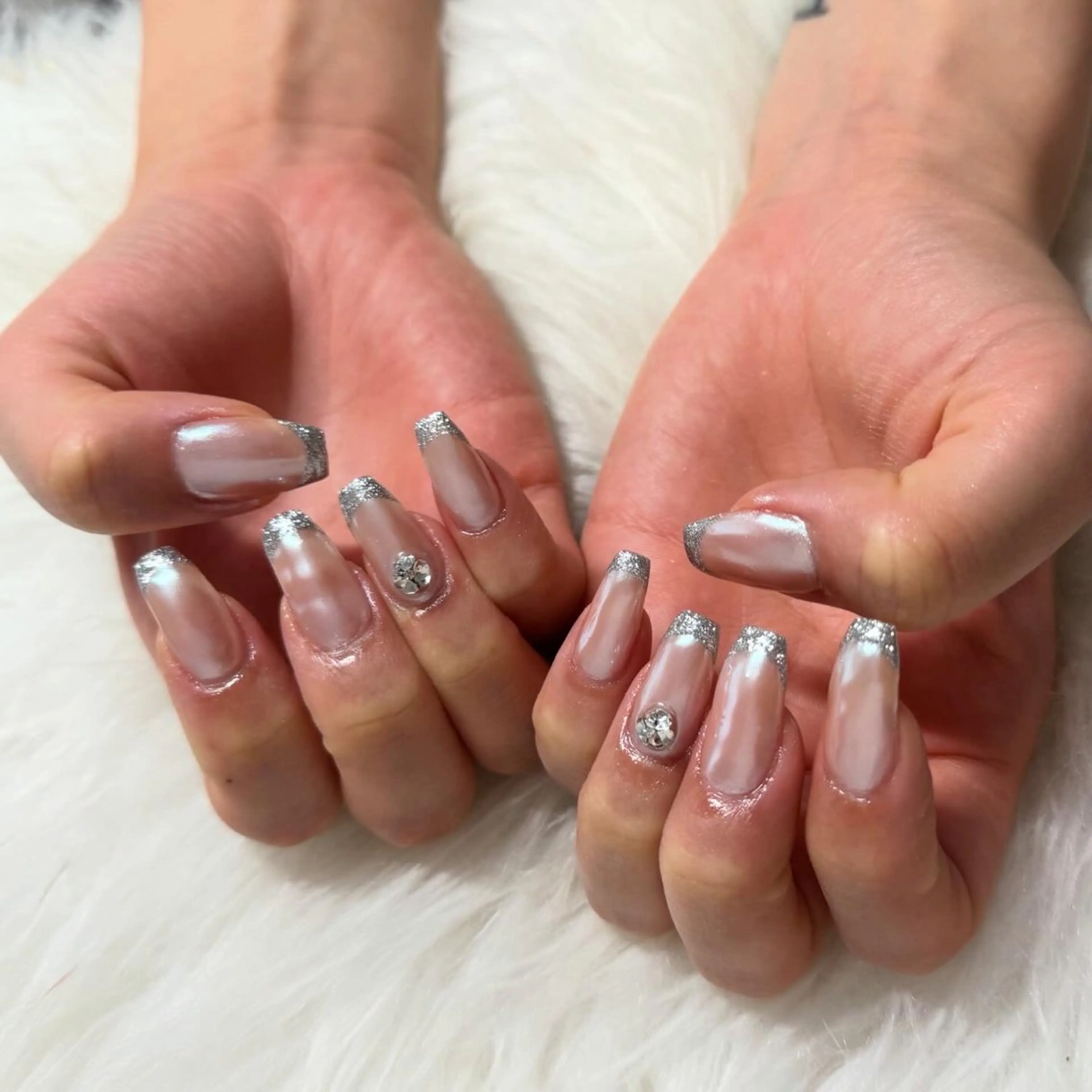 セミロング ハンドネイル mao .のネイルデザイン