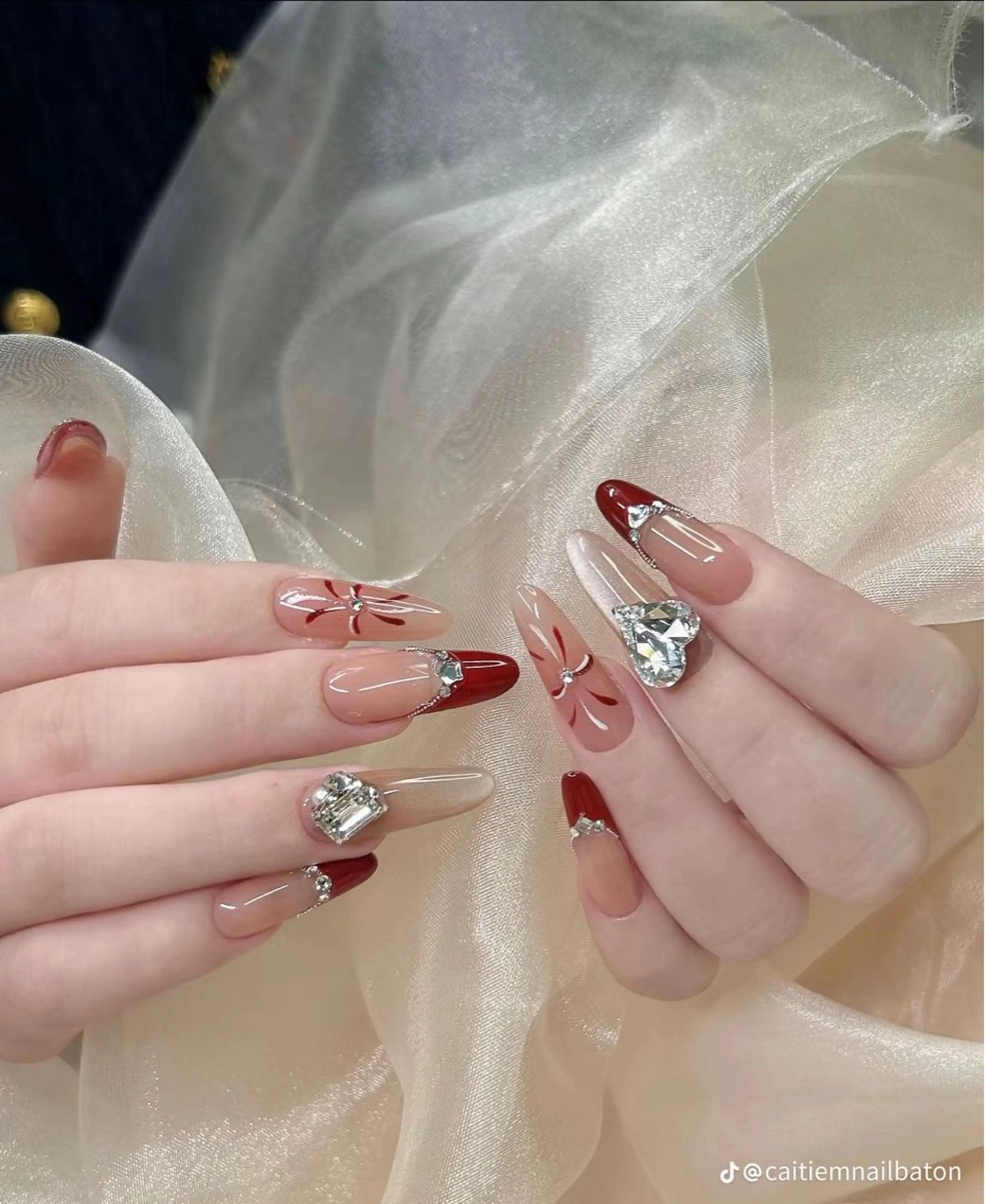 ネイル Mika Nails 心斎橋のネイルデザイン