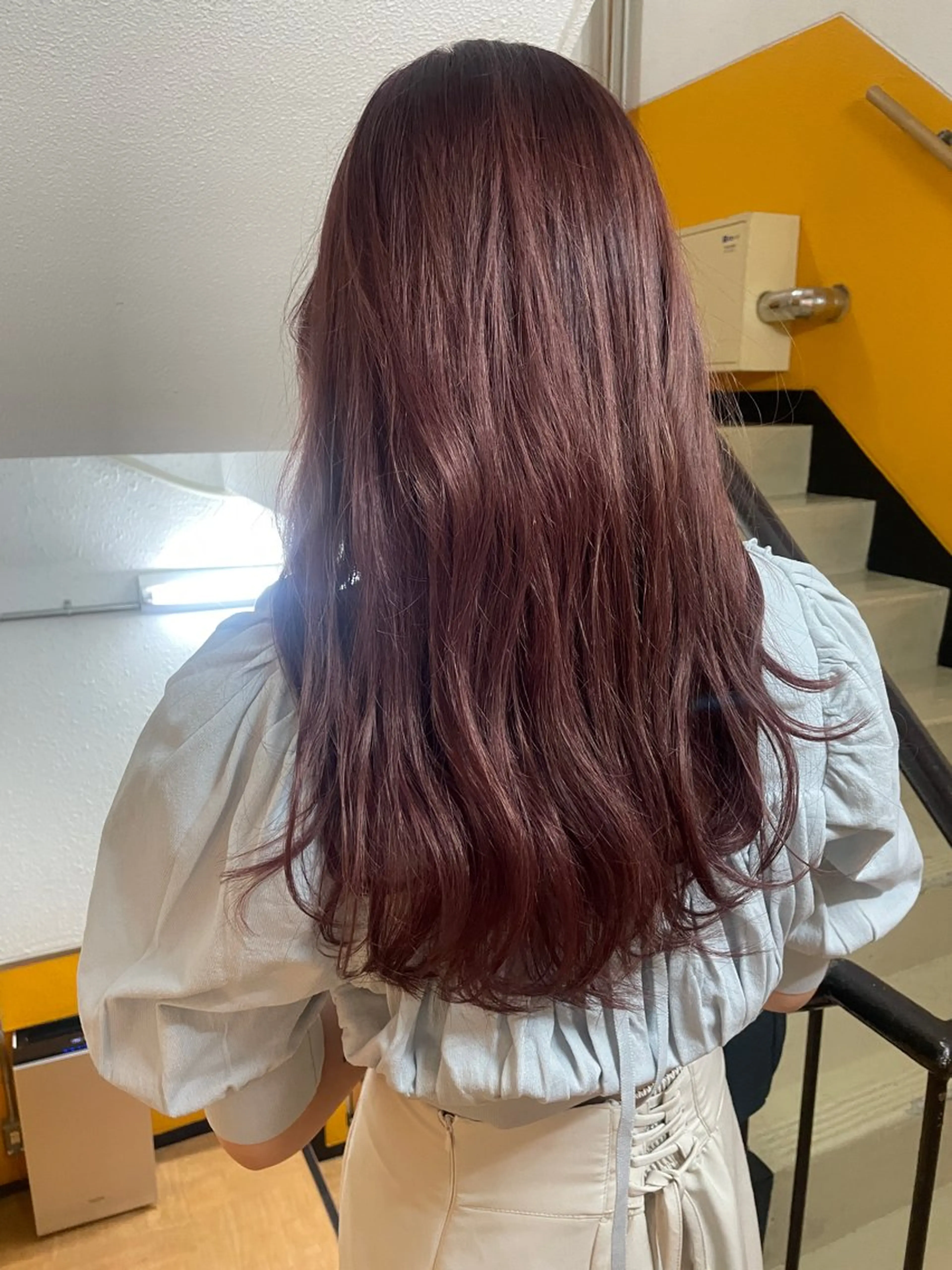 ロング カラー ブリーチ ピンクカラー カット ヘアカラー トリートメント さの あやねのヘアスタイル