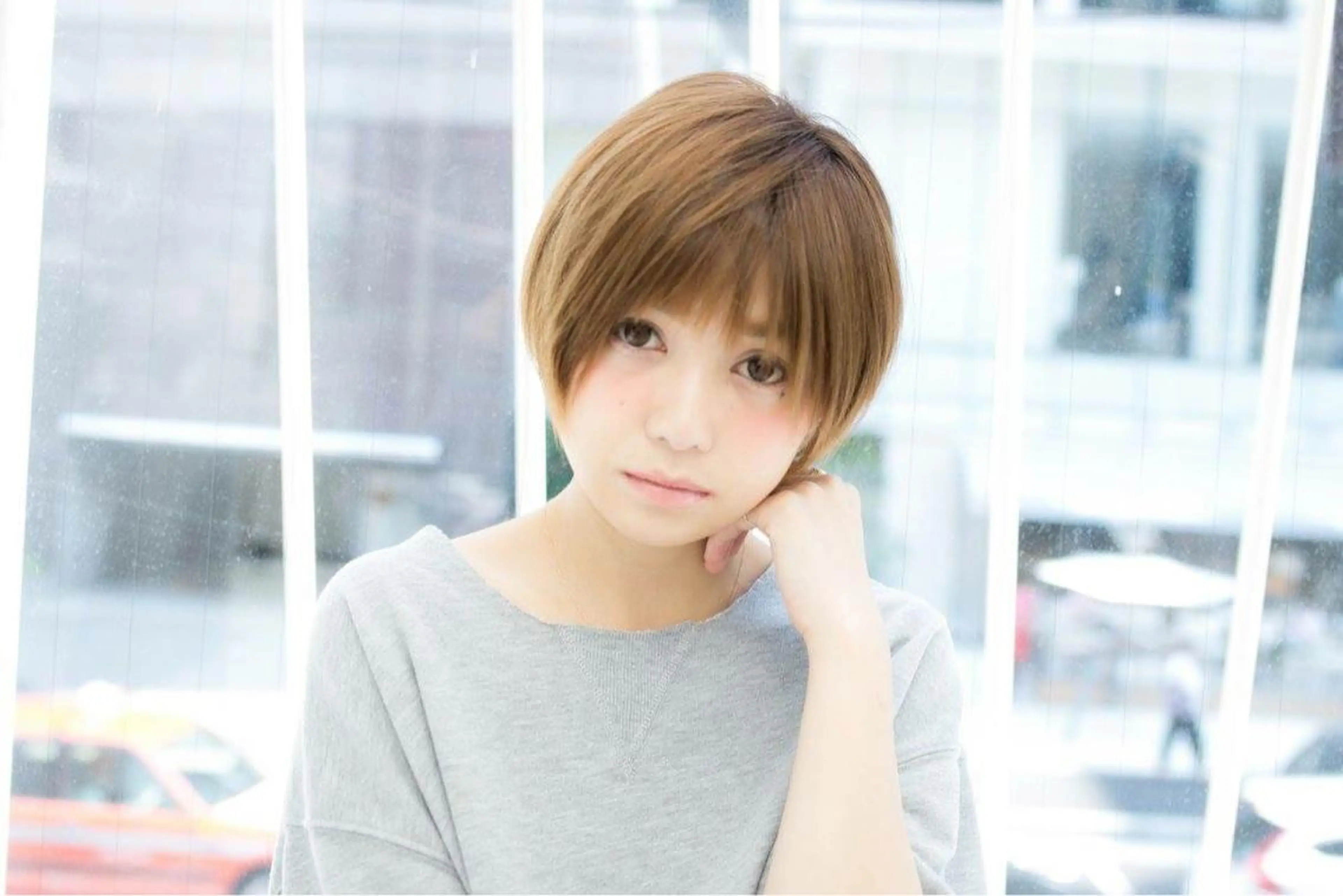 ショート ミディアム カラー 内藤 達也のヘアスタイル