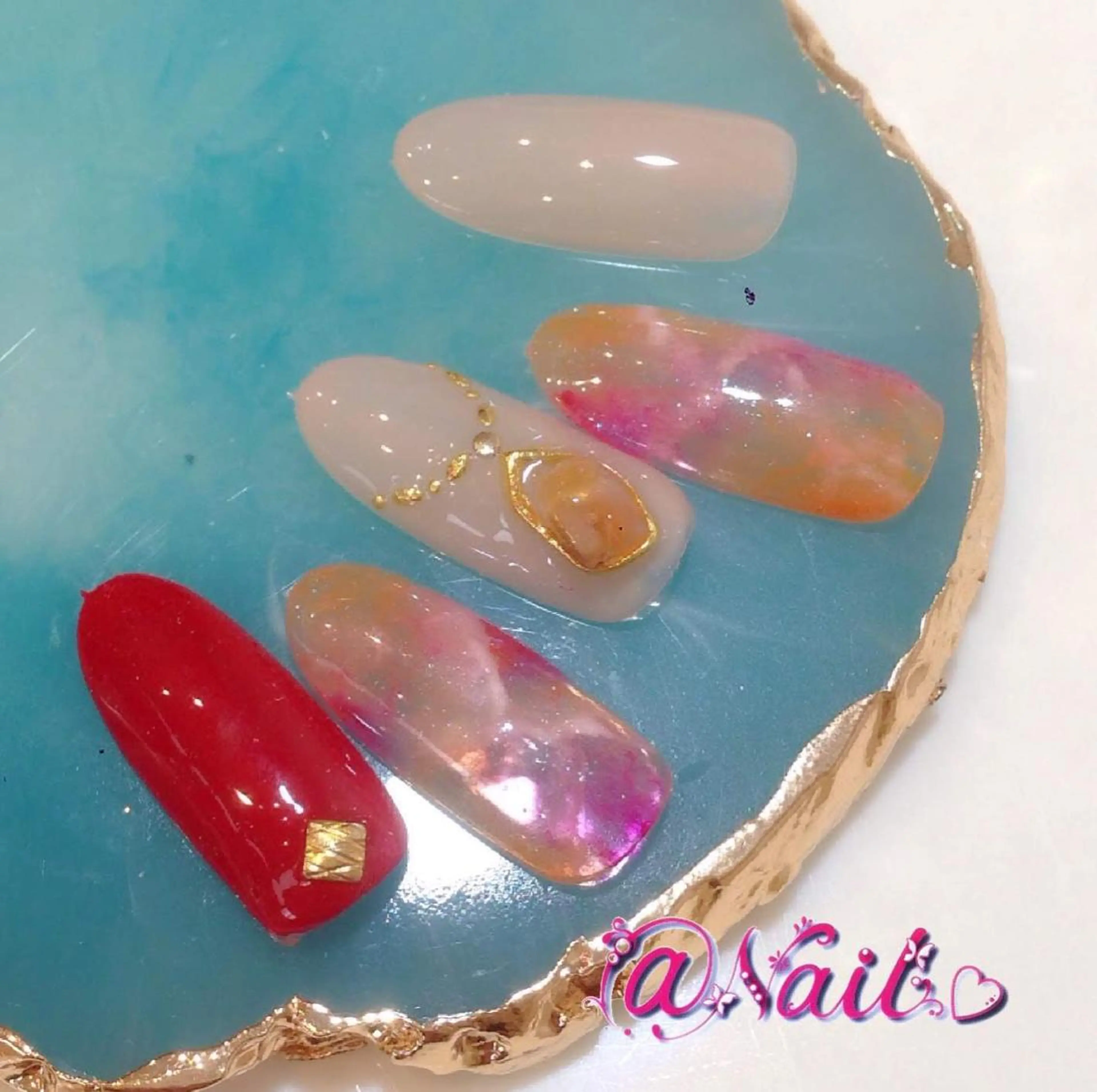 ネイル ネイルチップ 小尾 栞のネイルデザイン