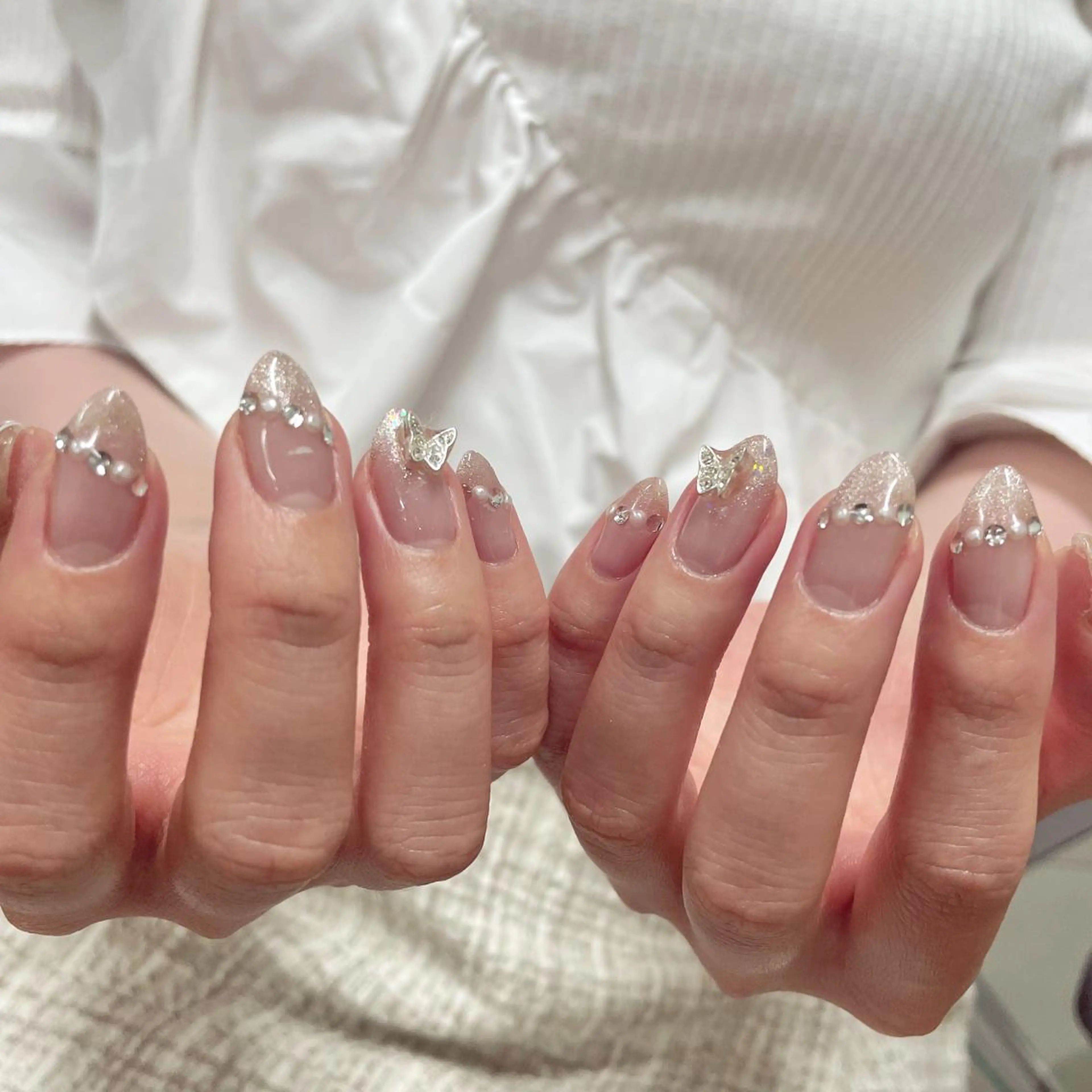 ネイル ハンドネイル émure. パラジェル認定サロンのネイルデザイン