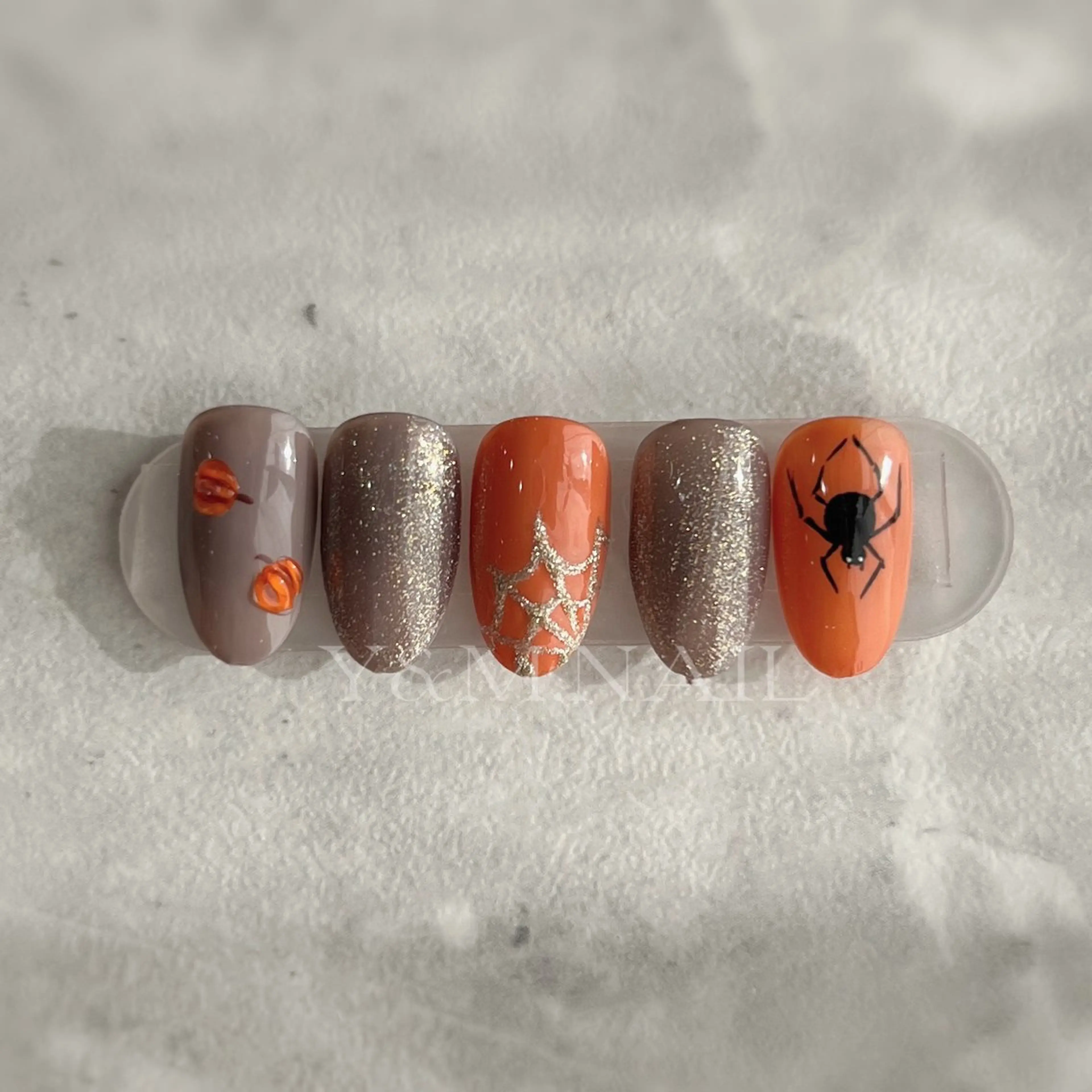 ネイル Ui_Amor (パラジェル)のネイルデザイン