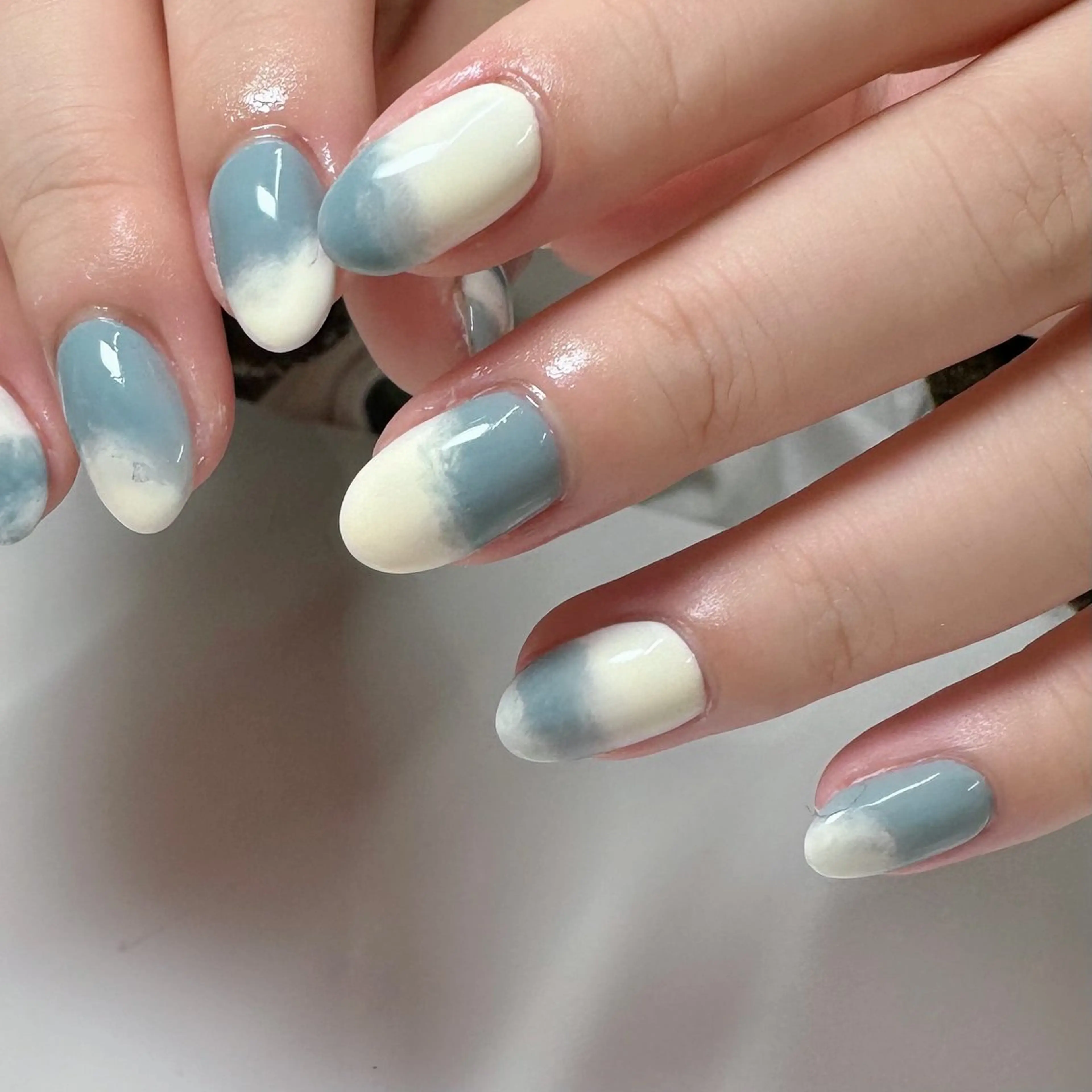 ネイル 𝗺𝗮𝗸𝗶 .のネイルデザイン