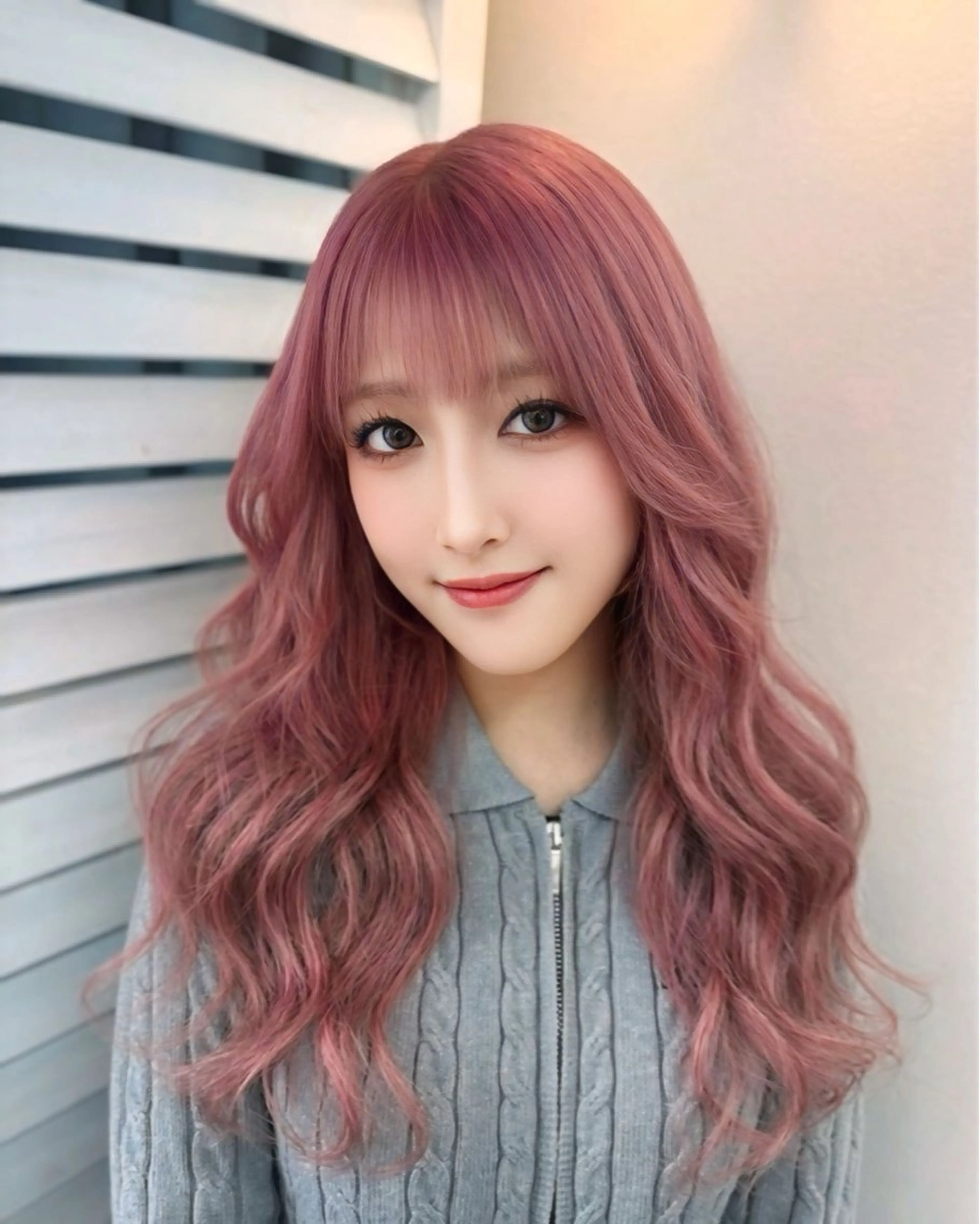 セミロング ラベンダーベージュ 学生 韓国風ヘア ヘアカラー 🦋ami/浦和 ブリーチ／韓国🦋のヘアスタイル