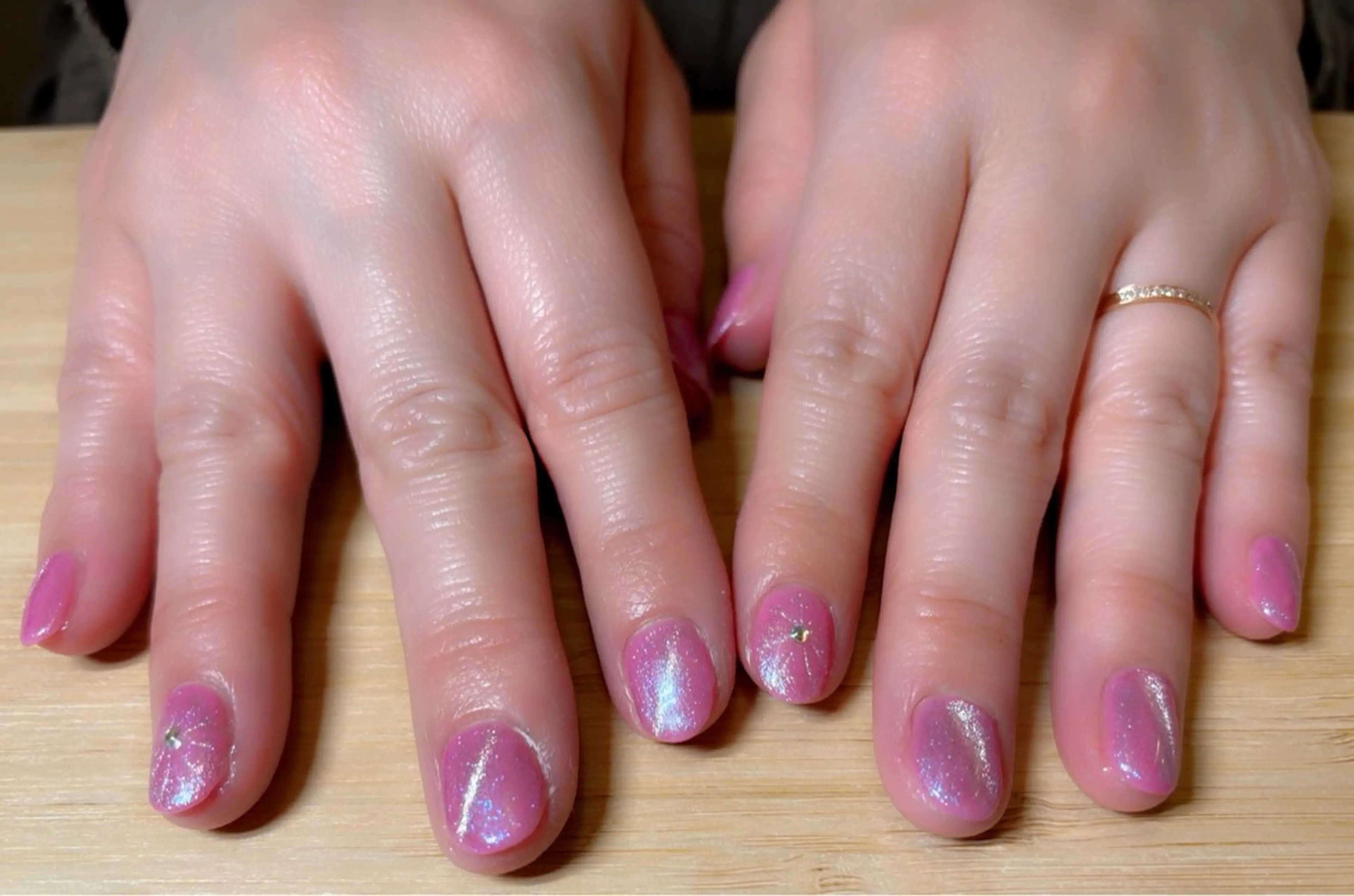 ネイル マグネットネイル ストーンネイル komohana salon🌺のネイルデザイン