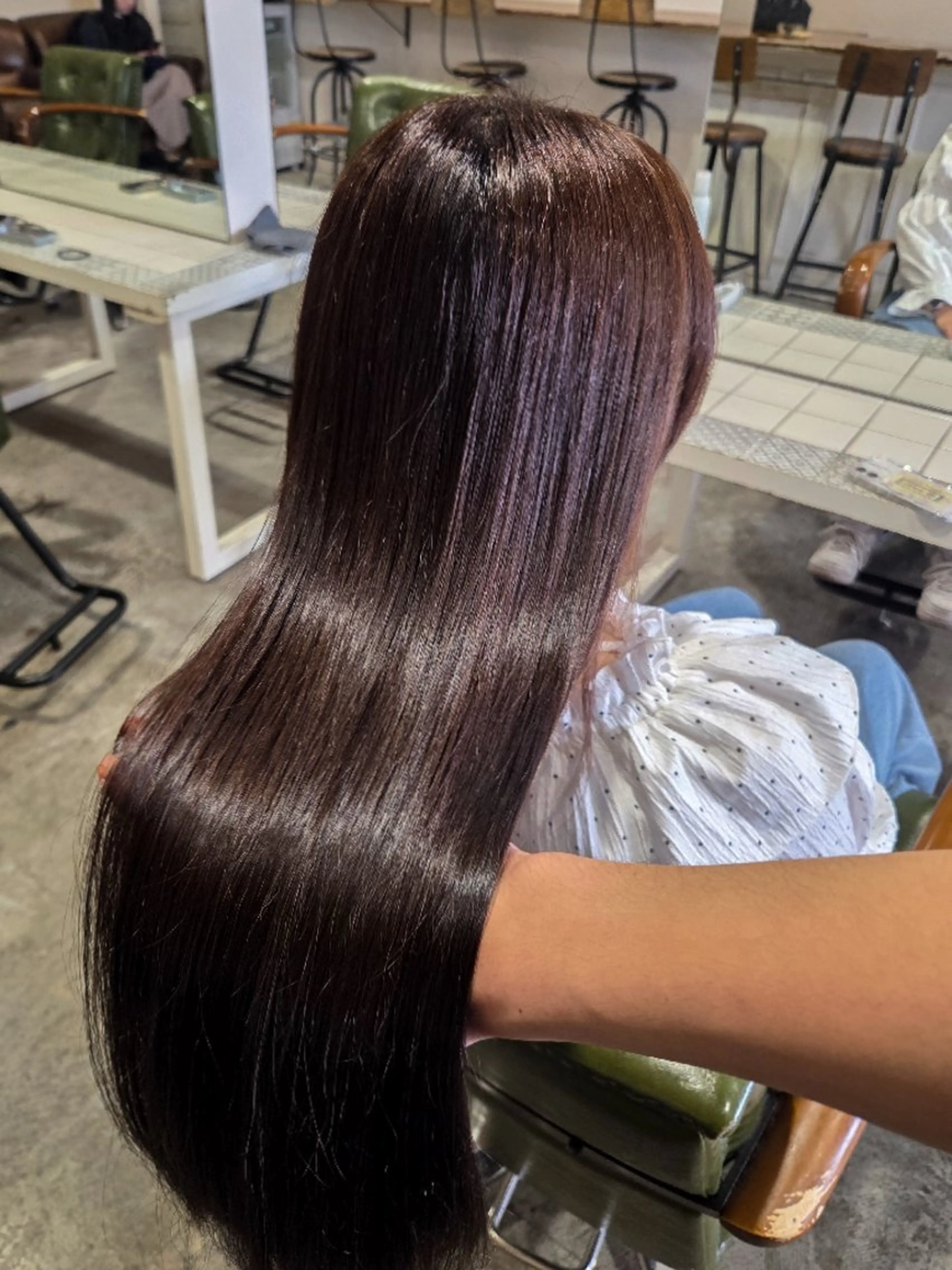 カラー 翔斗ブリーチなし🫧 で叶う透明感カラーのヘアスタイル