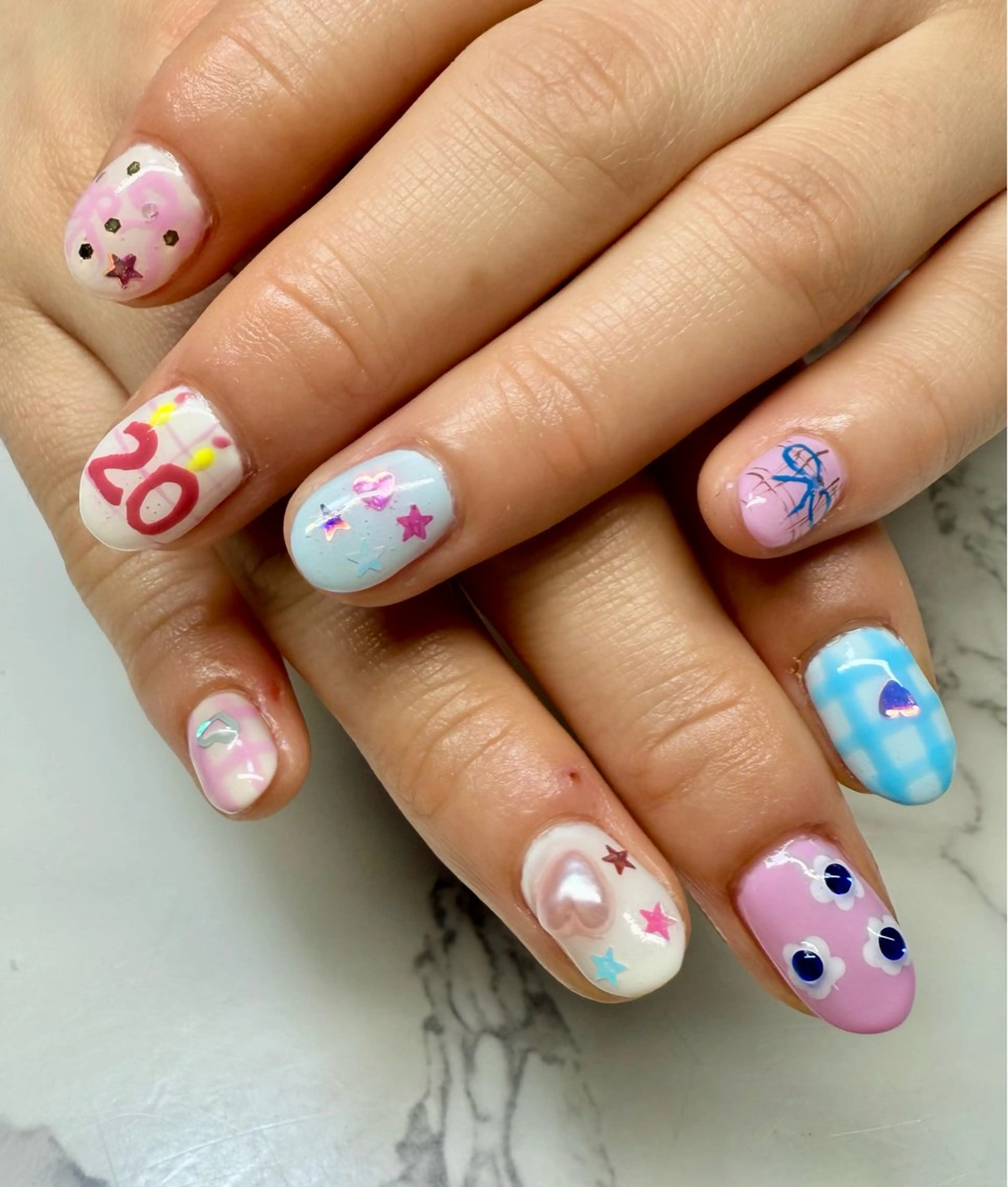 ネイル アートネイル チークネイル フラッシュネイル フラッシュマグ フレンチネイル Mai’s nailのネイルデザイン